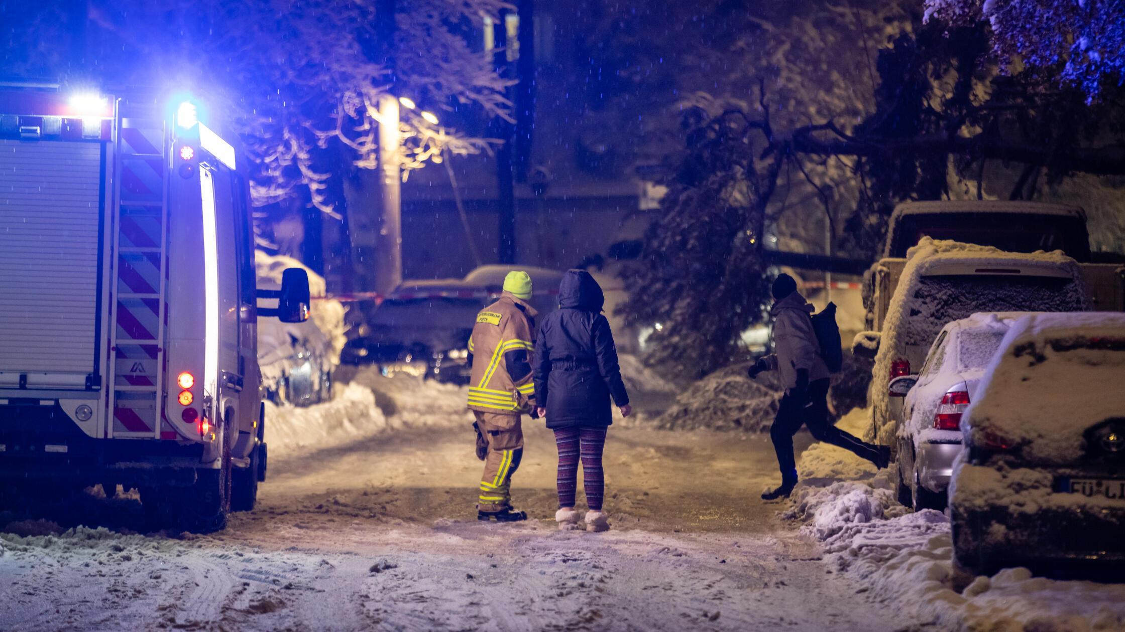 Schneechaos in Mittelfranken hÃ¤lt an: SchulausfÃ¤