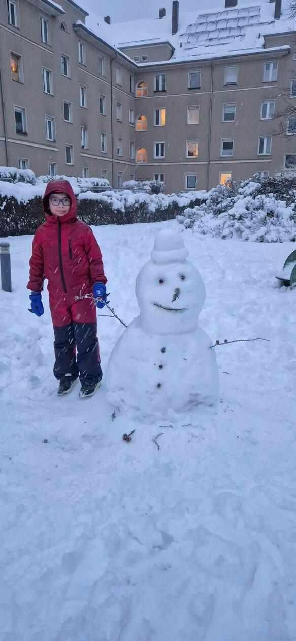 Allison Carranza Benda schickte uns auf Facebook diesen netten Schneemann.