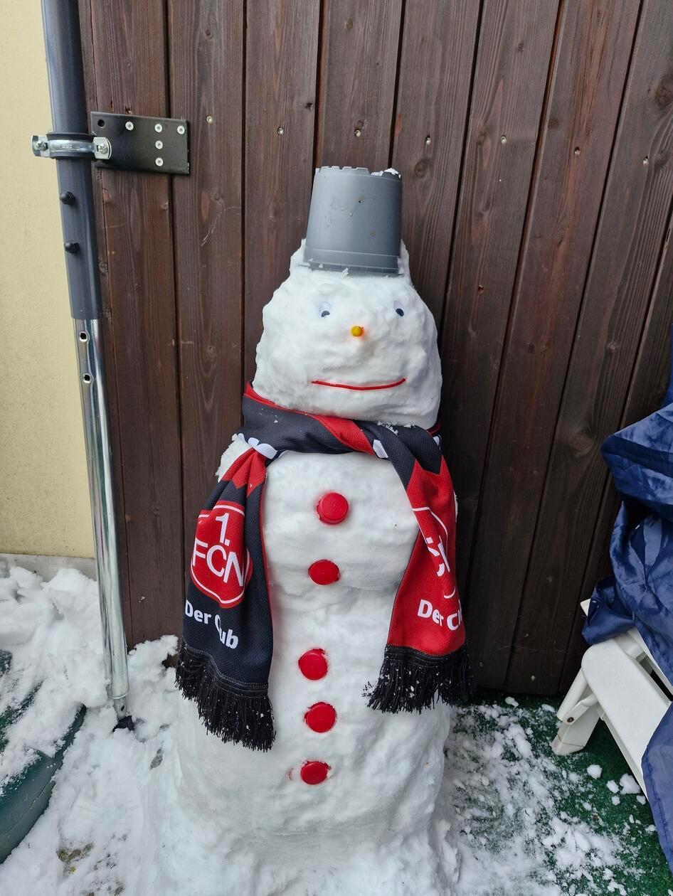 "Nur der FCN"-Schneemann: Ein Muss für jeden Club-Fan, findet auch Claudia Bickel.