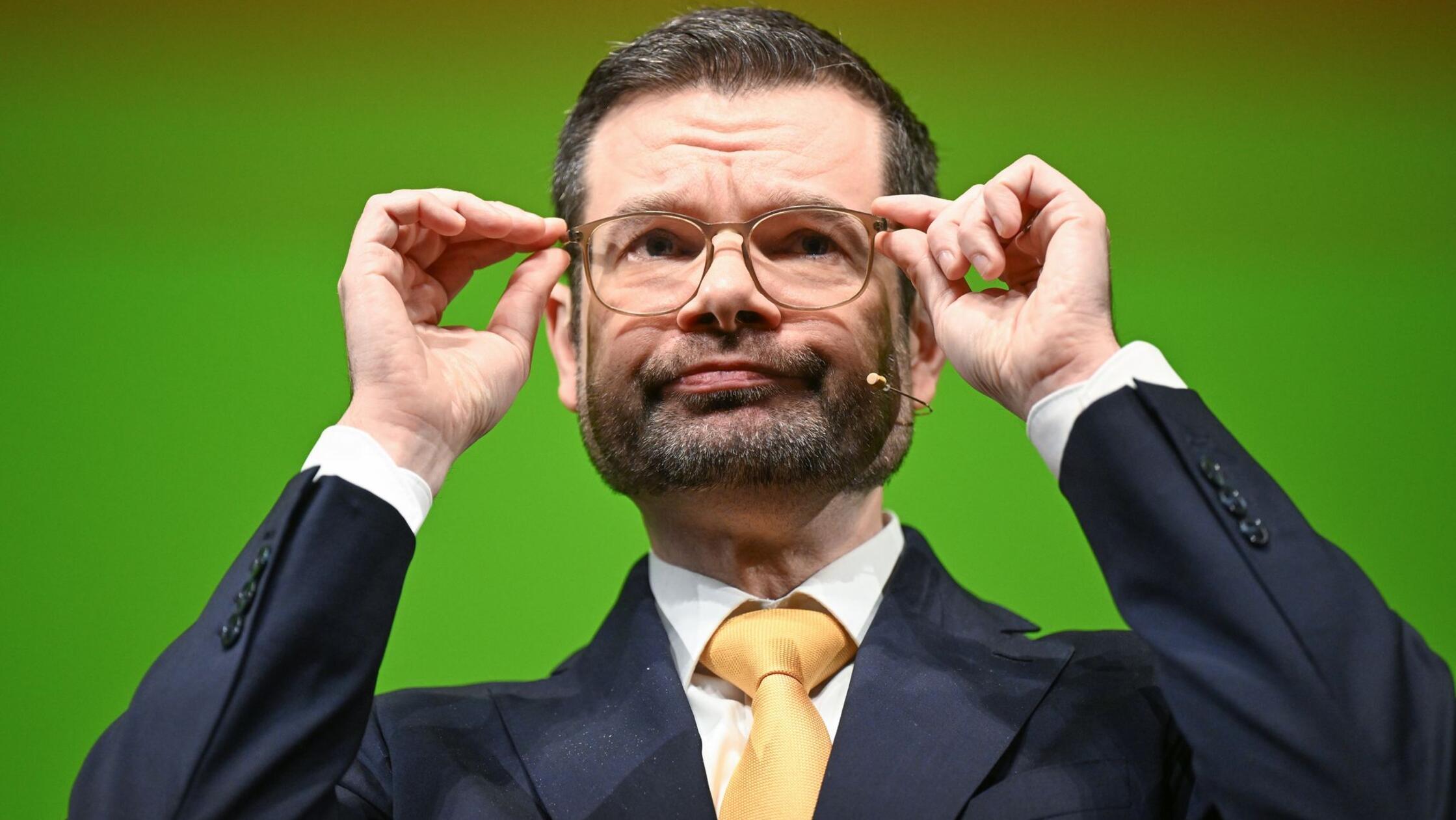 Ex-Justizminister-Buschmann-wird-wieder-Anwalt