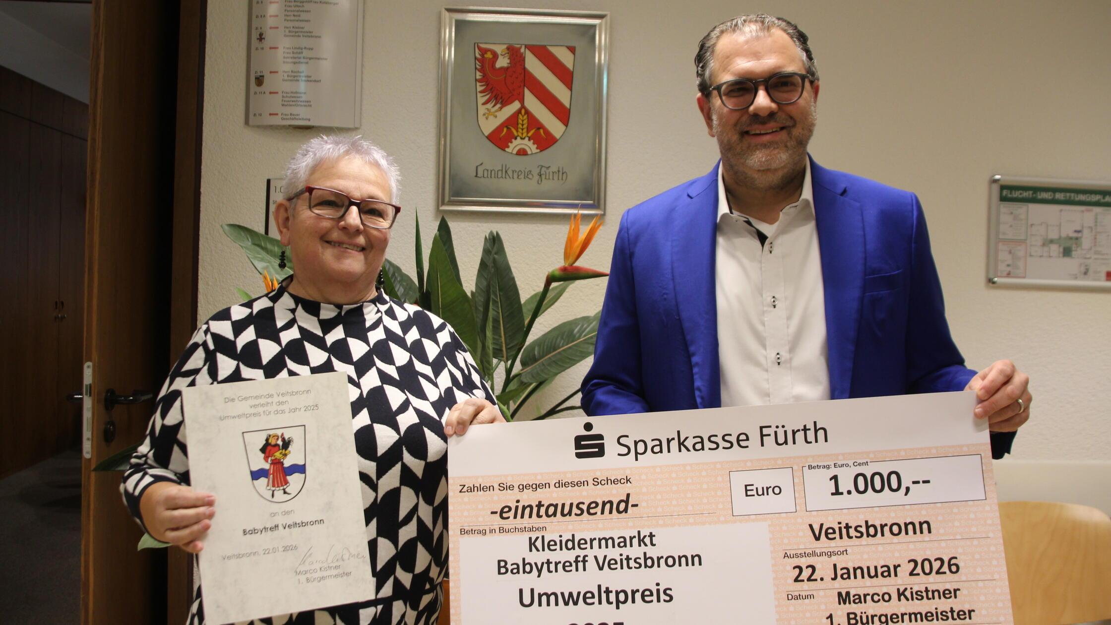 Babytreff-gew-rdigt-Ehrenamtliche-sorgen-daf-r-dass-Kleidung-in-Veitsbronn-l-nger-lebt