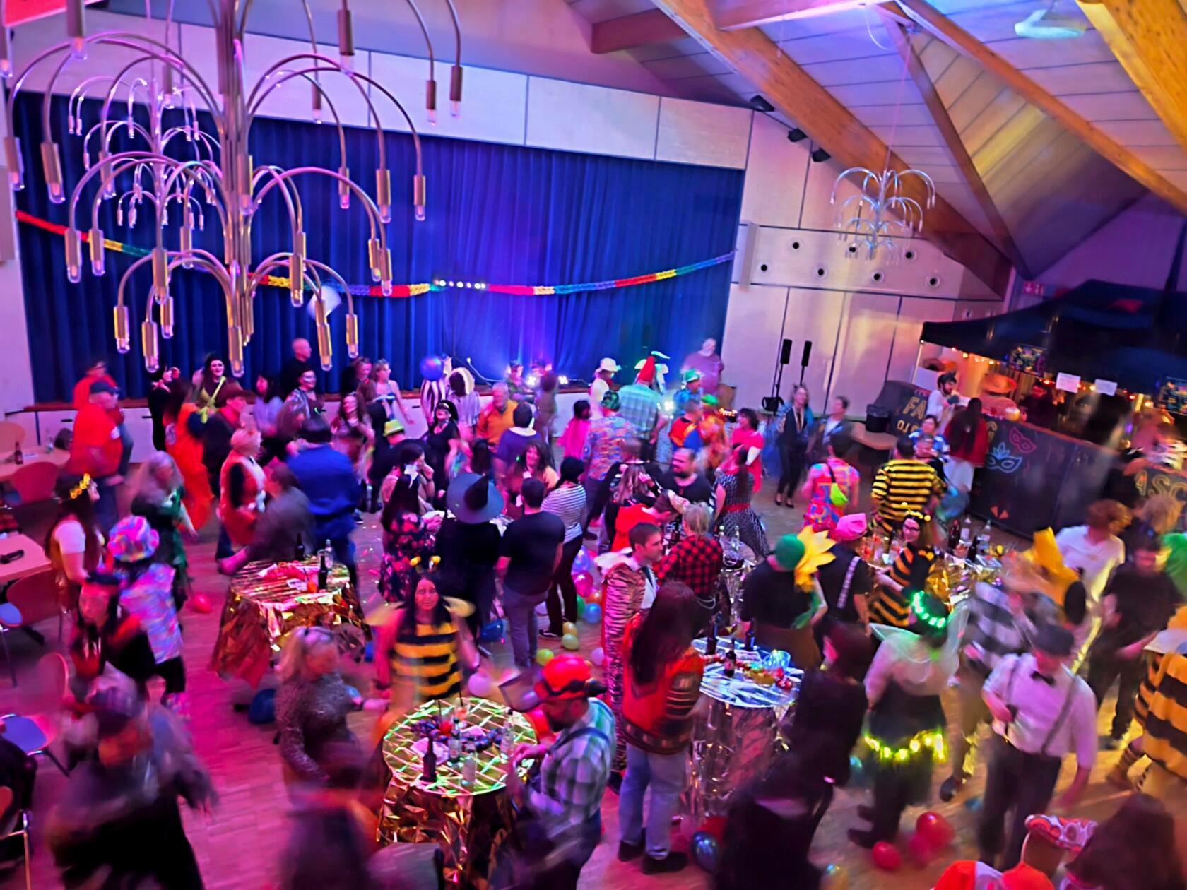 Bildergalerie-So-wird-bei-den-Faschingspartys-in-der-Hersbrucker-Schweiz-gefeiert