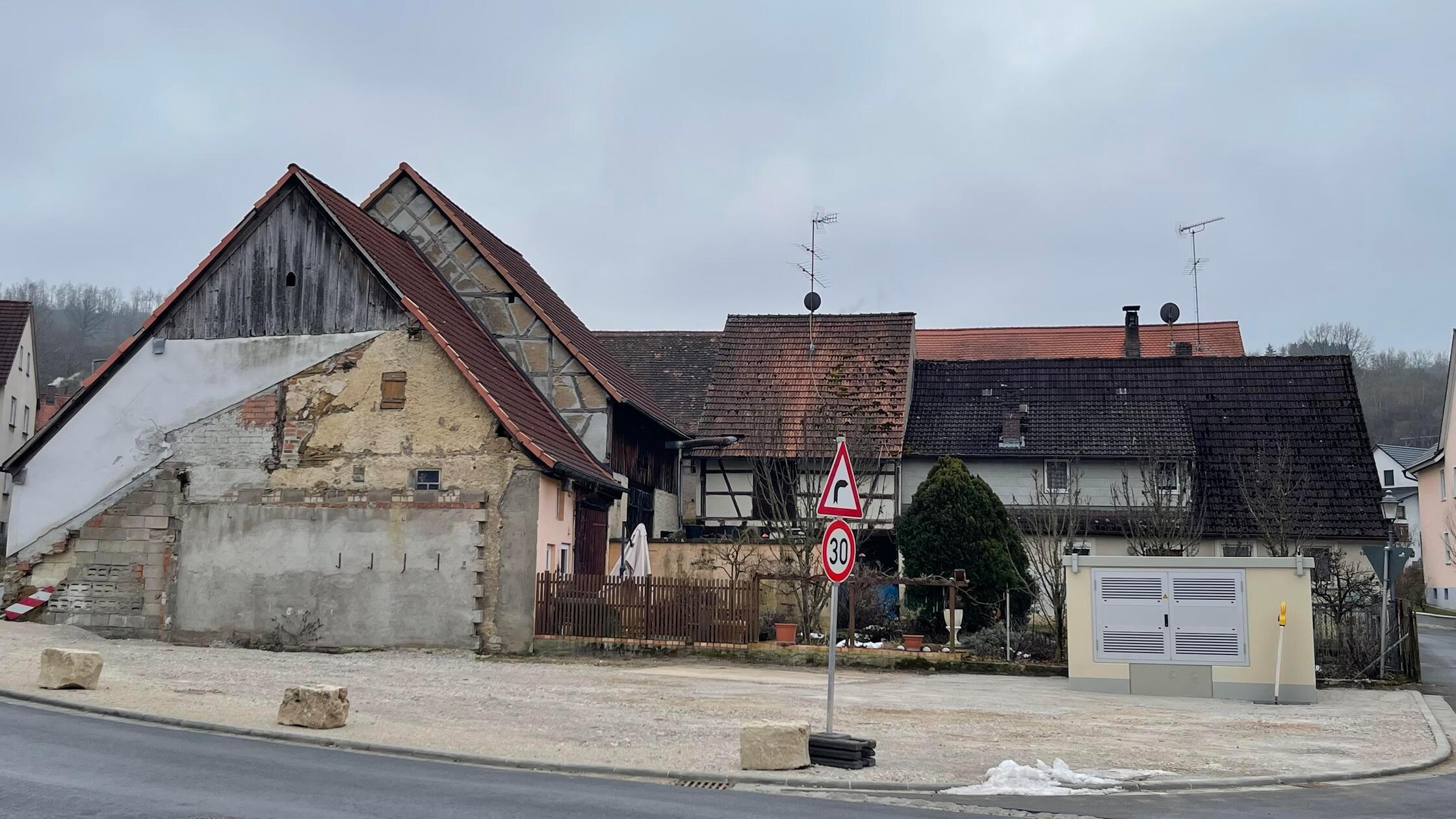 Neuer-Treffpunkt-f-r-Oberehrenbach-Das-wollen-die-Einwohner-selbst-machen