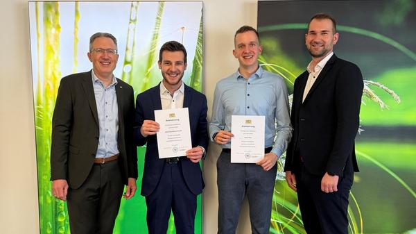 Unser Bild zeigt von links: Personalvorstand Marku