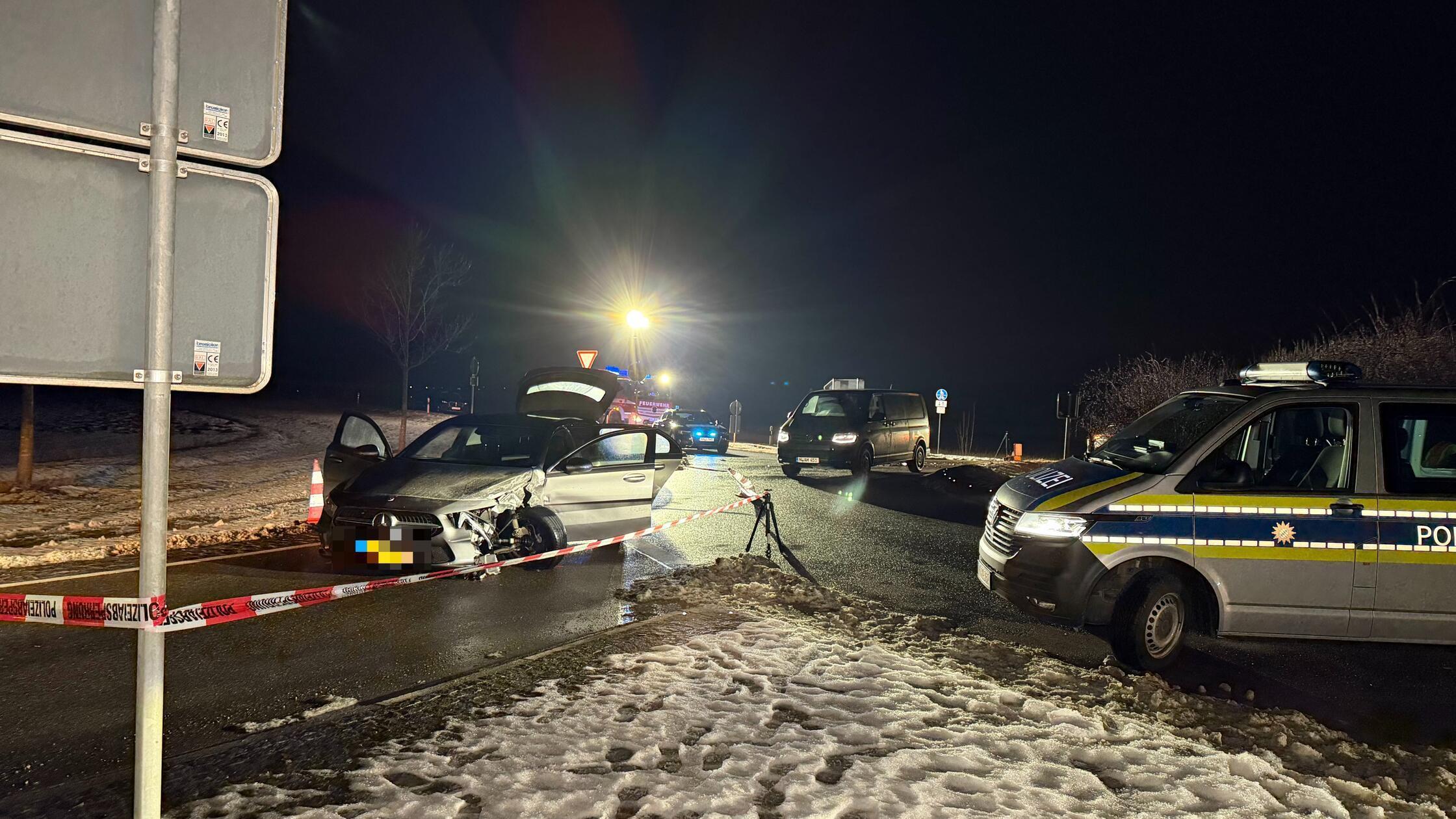 Rasante-Verfolgungsjagd-zwischen-Absberg-und-Wei-enburg-Szenen-vom-Polizeieinsatz