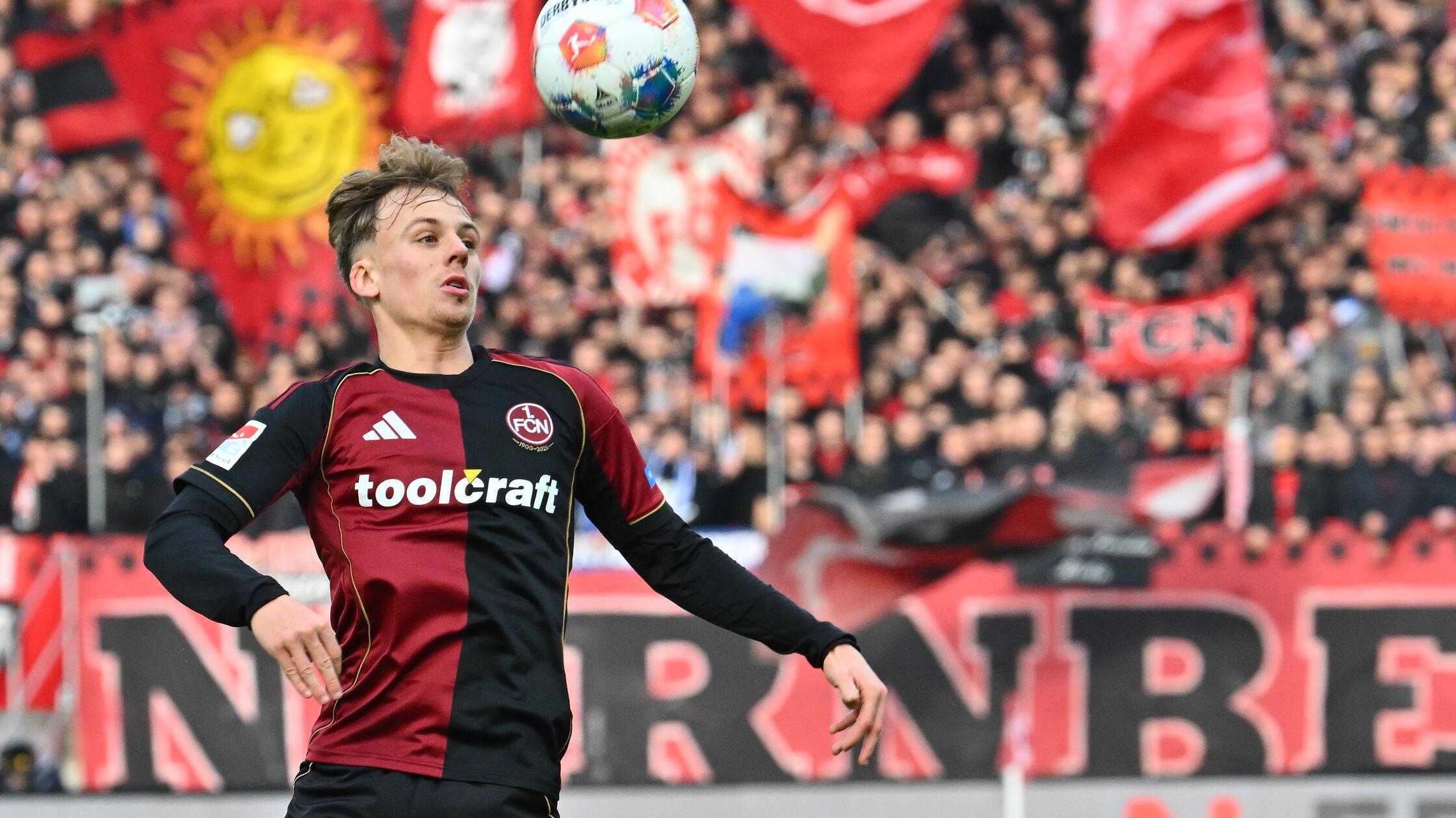 Vor-dem-Heimspiel-gegen-M-nster-Der-Club-baut-schon-wieder-kr-ftig-um