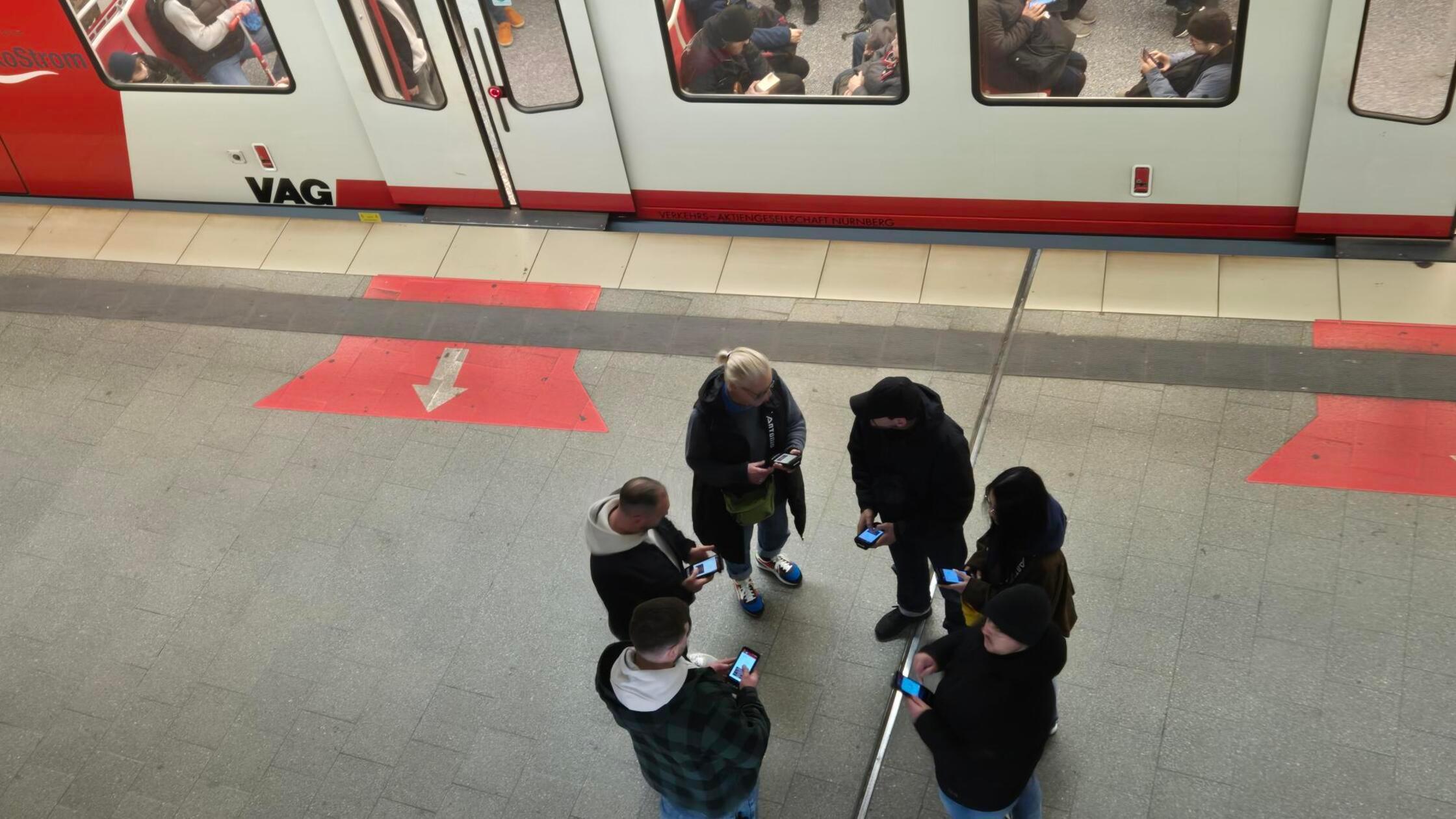 Keine-U-Bahnen-Busse-und-Stra-enbahnen-in-N-rnberg-Das-m-ssen-Sie-am-Montag-wissen