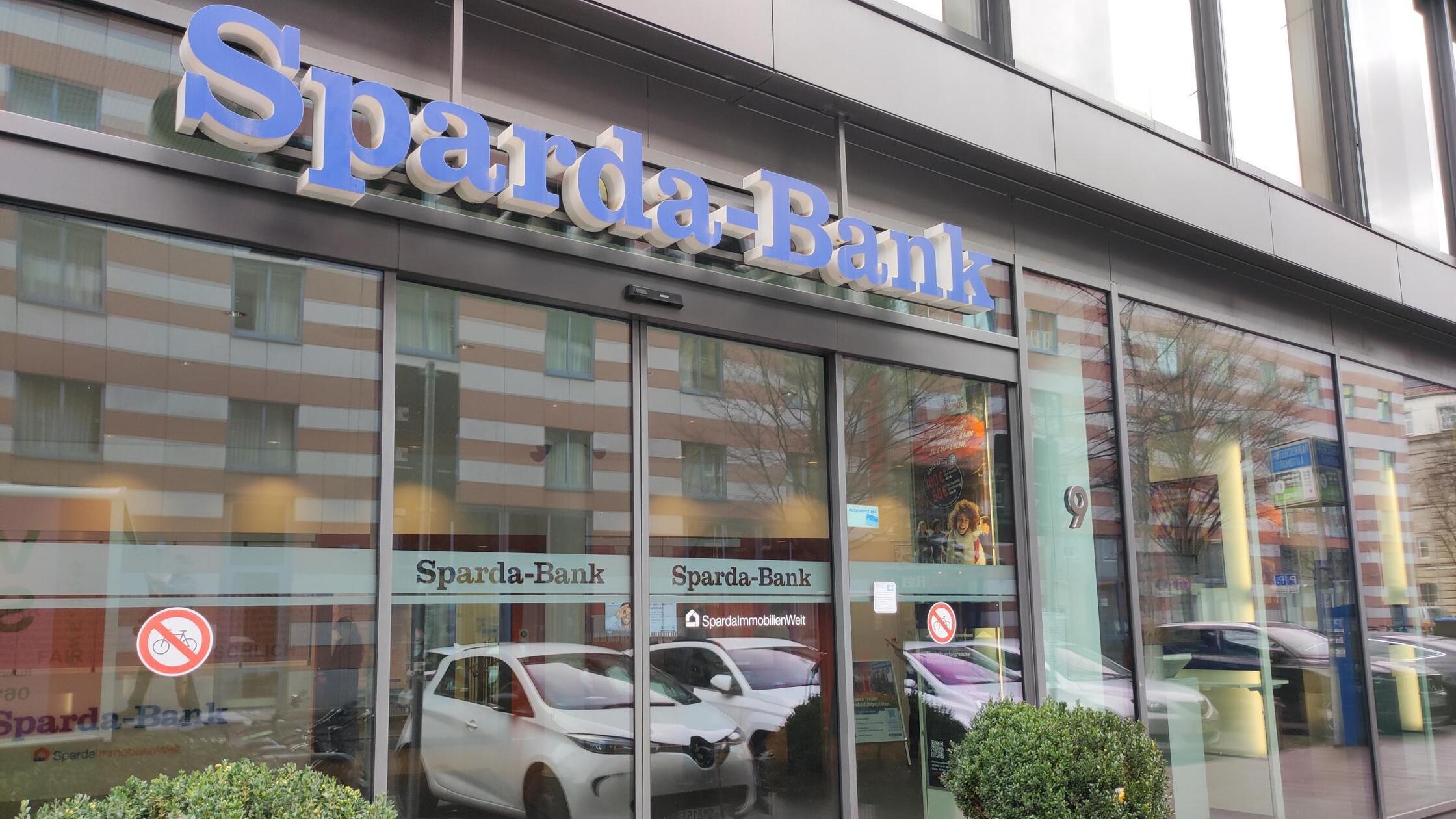 -H-tte-ich-den-Brief-lesen-sollen-IT-Wechsel-forderte-die-Sparda-Bank-N-rnberg-heraus