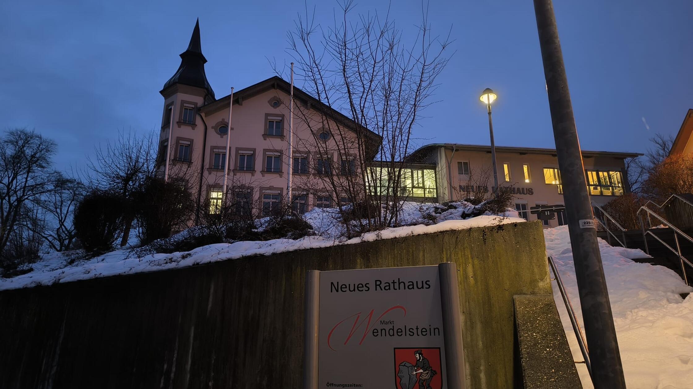 Paukenschlag-in-Wendelstein-Gemeinderat-kontert-B-rgerentscheid-mit-eigenem-Ratsbegehren