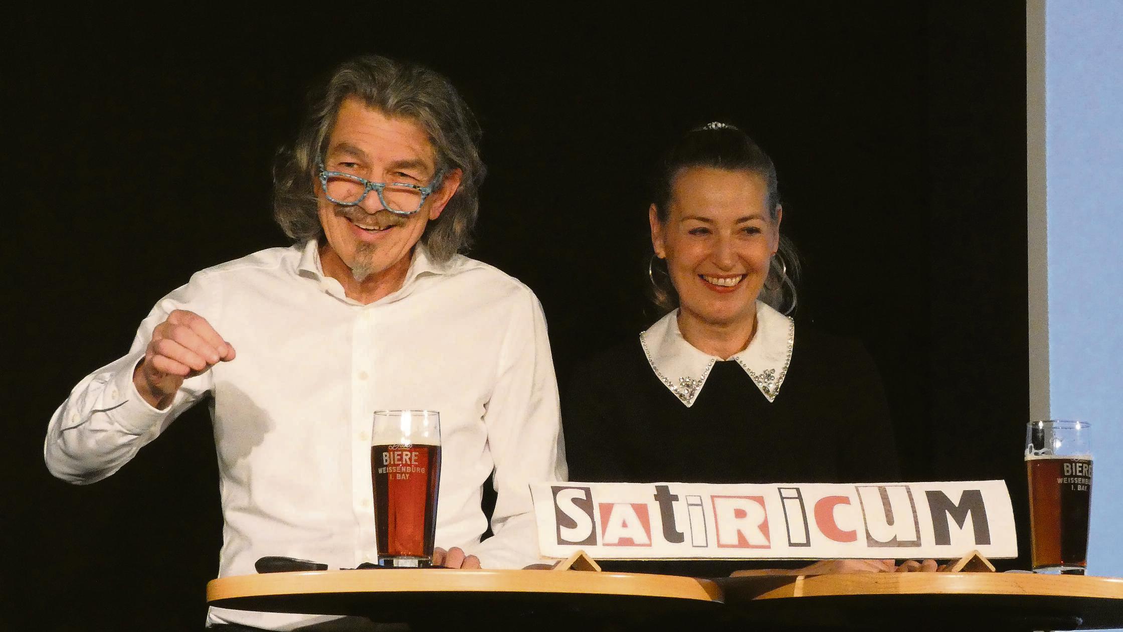 Zweieinhalbstunden-die-Lokalpolitik-derbleckt-So-war-das-Wei-enburger-Satiricum-2026