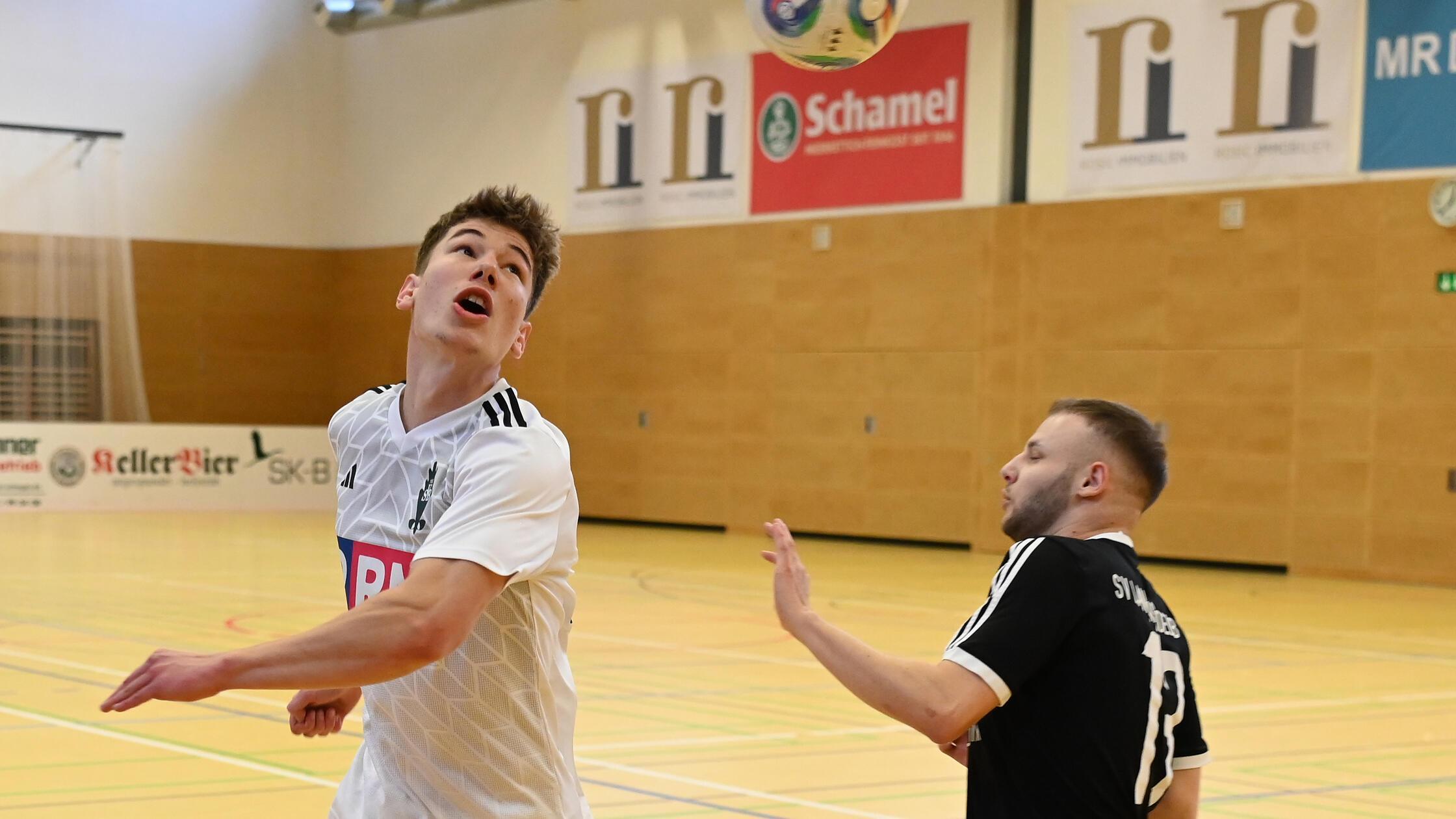 Mit-Nebelhorn-und-Tr-mmelche-Der-SV-Bubenreuth-dominiert-den-Hesiboch-Cup