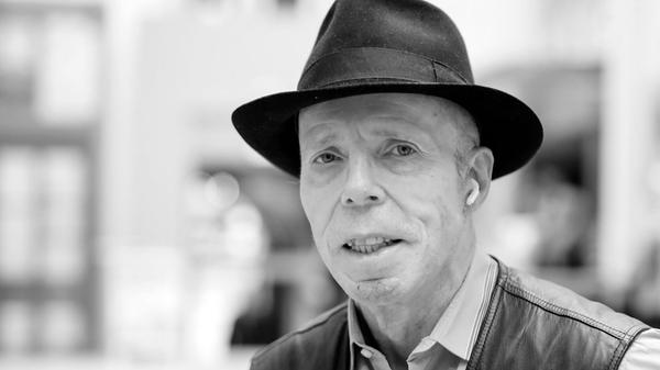 Seine Werke wurden weltbekannt: Der Leichenpräparator <b>Gunther von Hagens</b> ist 24. Juli 2026 im Alter von 81 Jahren gestorben. Von Hagens litt schon viele Jahre an einer Parkinson-Erkrankung. Der Mediziner entwickelte in den 1970er Jahren in Heidelberg eine Konservierungstechnik von Leichen zu anatomischen Präparaten, die weltweit Millionen durch seine Körperwelten-Ausstellungen bekannt wurde.