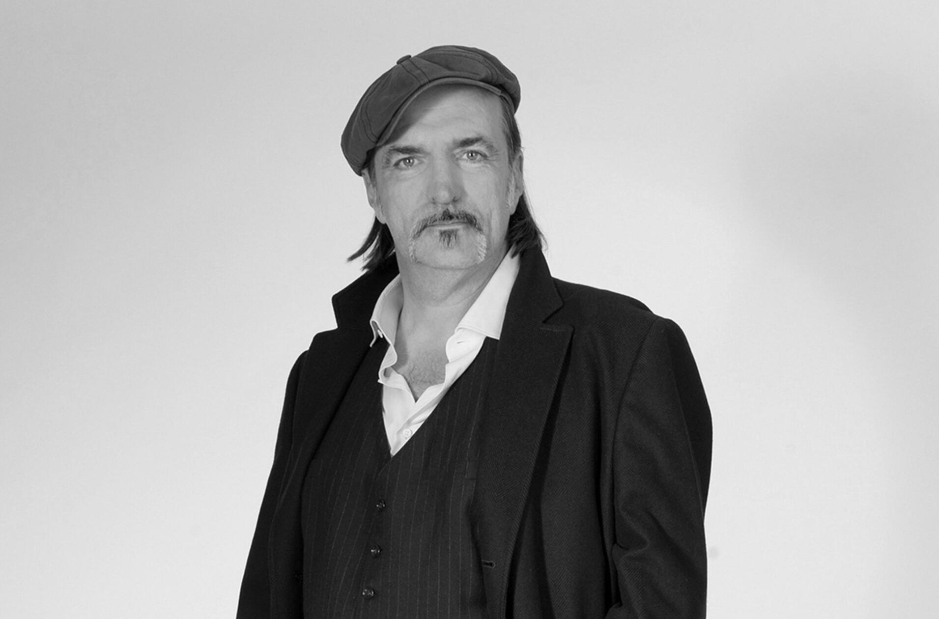 Der ehemalige „Tatort“-Kommissar <b>Andreas Hoppe</b> („Kopper“) ist im Alter von 66 Jahren gestorben. Wie die Agentur Engelspost unter Berufung auf Hoppes Familie mitteilte, starb Hoppe bereits am 17. August unerwartet.