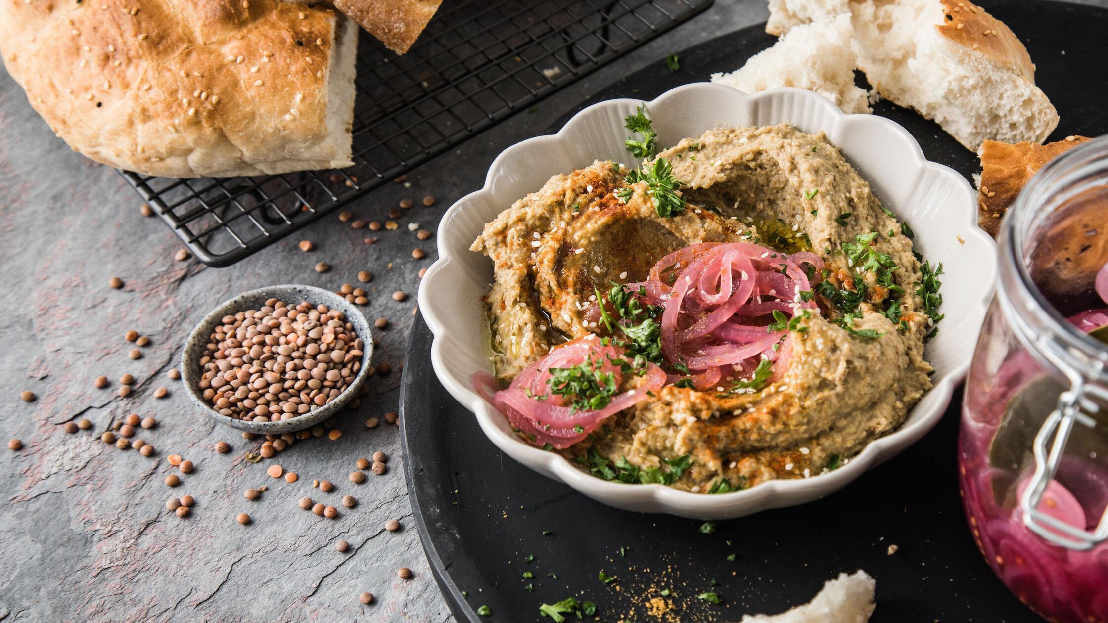 ILLUSTRATION - Wie wär's mit Linsen-Hummus? Er wir