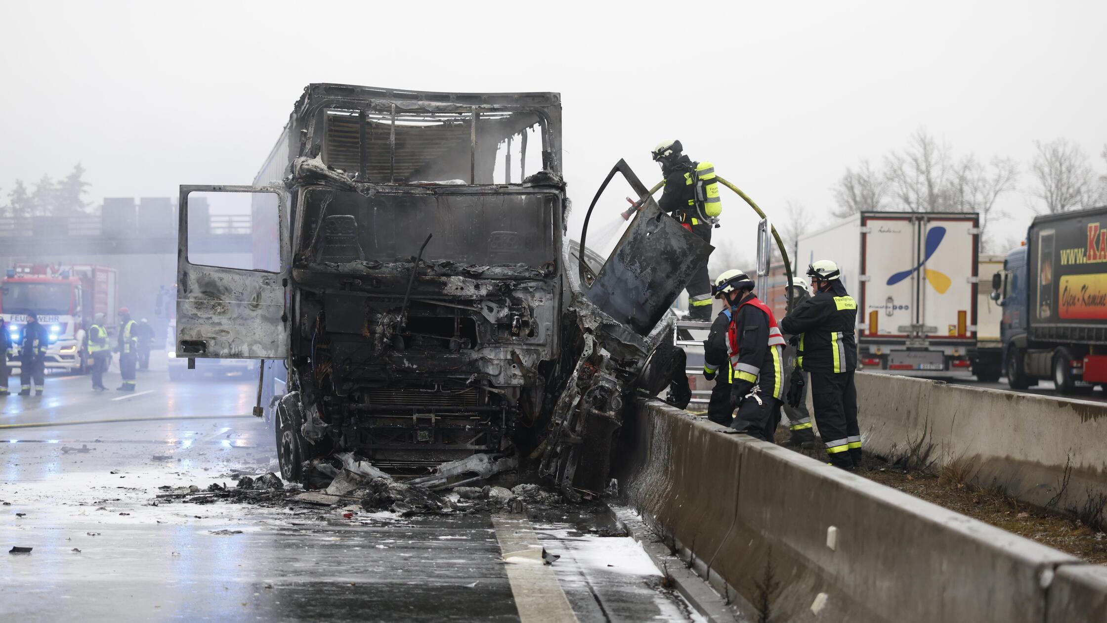 Auf der A6, Nürnberg Richtung Pilsen, zwischen Kre