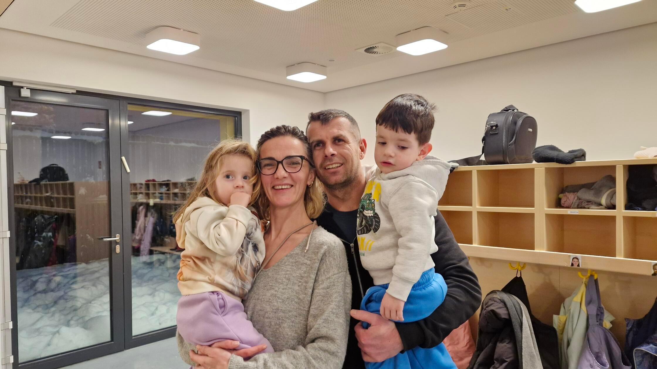 Mitten-in-N-rnberg-Hier-spielen-j-dische-muslimische-und-christliche-Kinder-miteinander