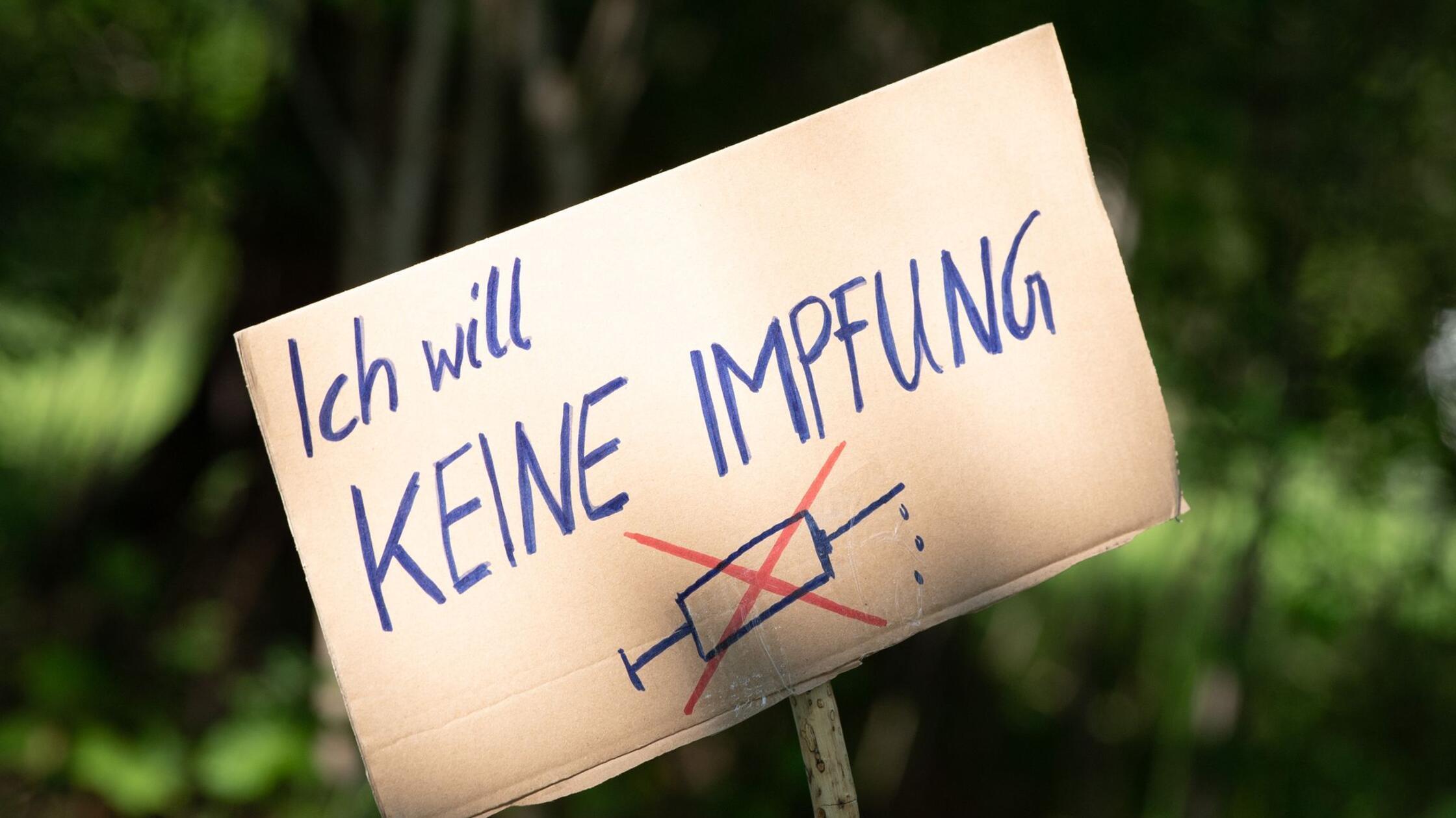 Krebs-durch-Impfung-Was-hinter-dieser-Falschmeldung-steckt