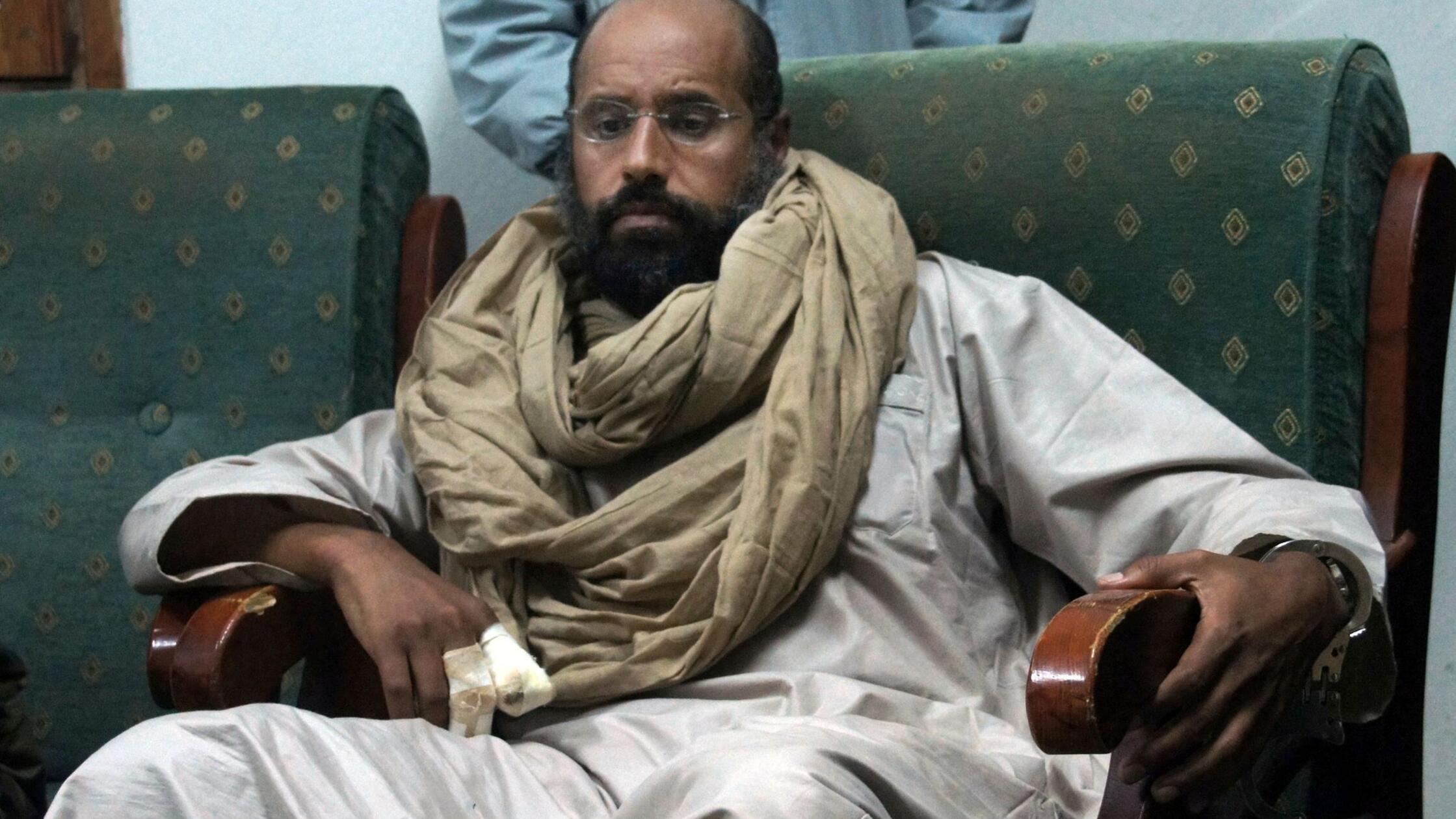 Saif al-Islam al-Gaddafi sitzt nach seiner Gefange