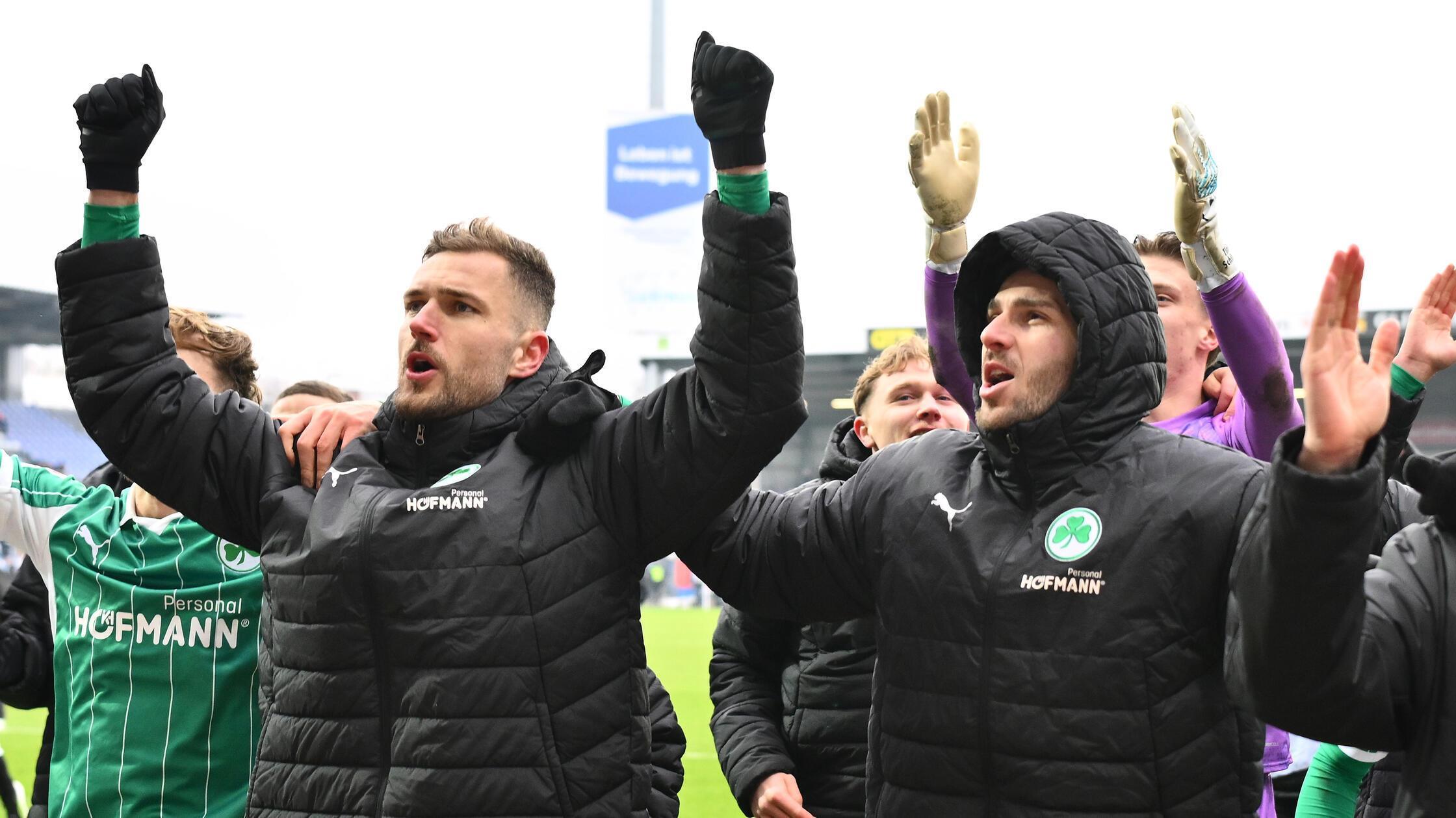 -privileg-und-verpflichtung-was-f-rths-trainer-vor-dem-magdeburg-spiel-schw-rmen-l-sst