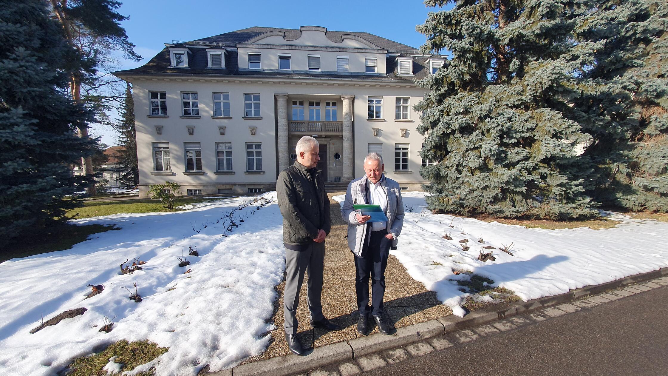 Munition-f-r-die-Aufr-stung-Die-F-rther-Firma-RWS-w-chst-und-sucht-Personal