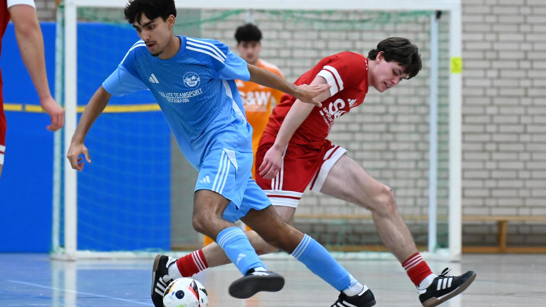 Kehrtwende-im-Hallenfu-ball-Turnier-mit-neuen-Regeln-im-Kreis-N-rnberg-Frankenh-he