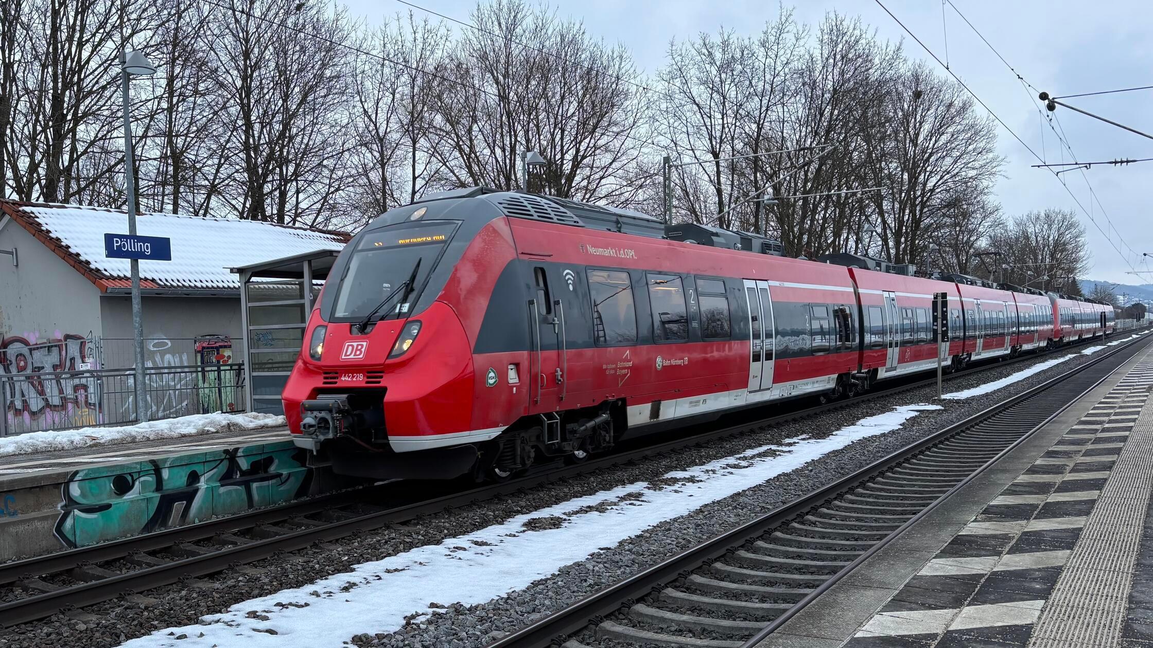 -L-uft-ja-jetzt-schon-nicht-Neumarkts-Bahnpendler-blicken-skeptisch-auf-Ersatzverkehr