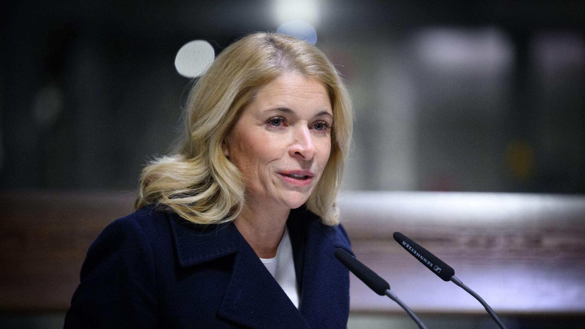 Bahnchefin-plant-Sicherheitsgipfel-nach-t-dlichem-Angriff