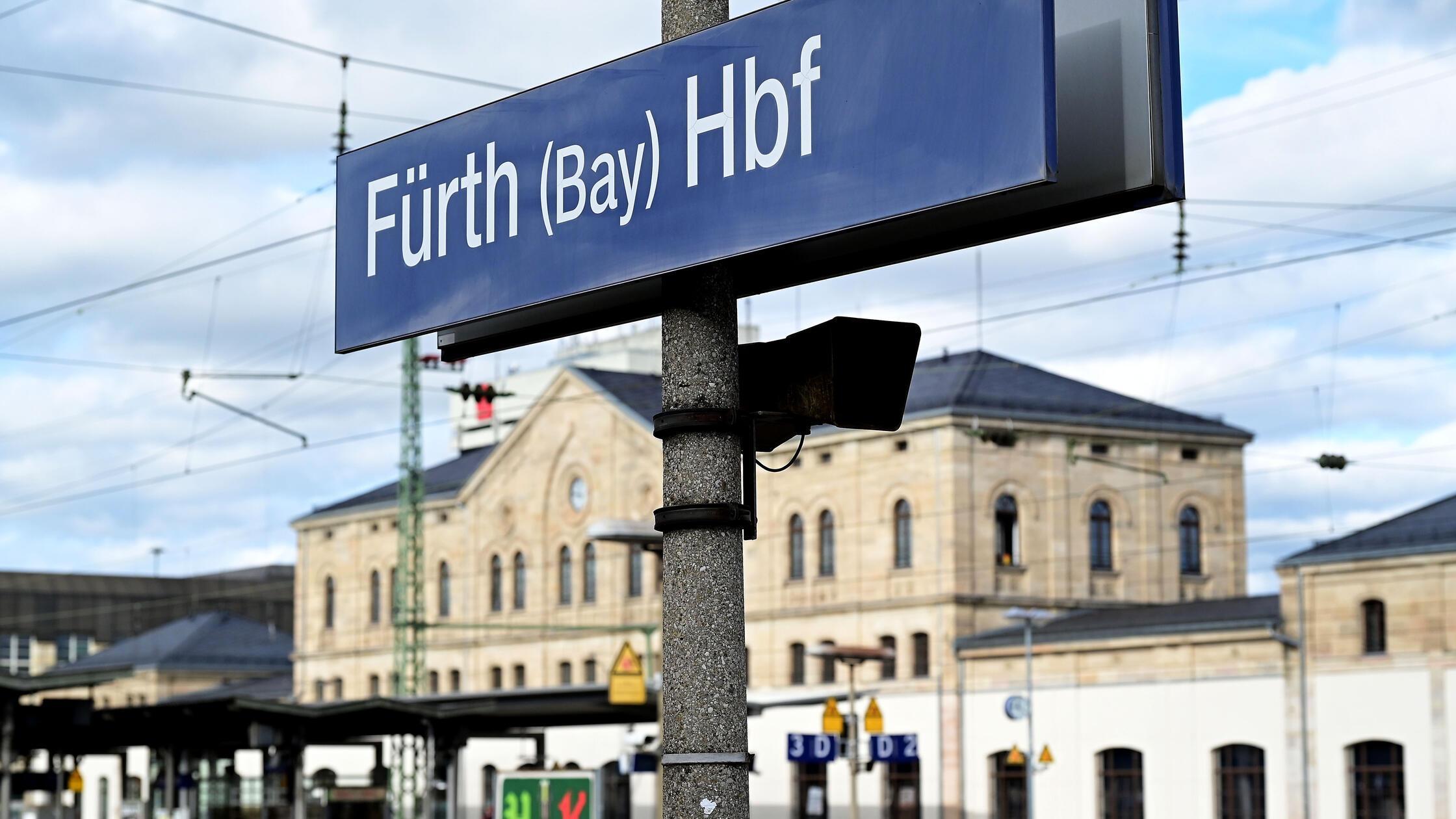 Zugausf-lle-Versp-tungen-DB-erkl-rt-eingeschr-nkte-Kapazit-ten-im-F-rther-Hauptbahnhof