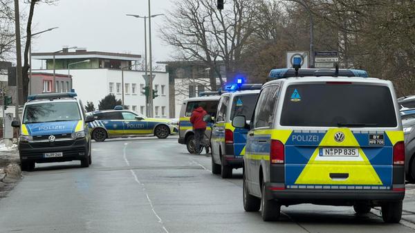 Am Donnerstag, 5. Februar, kam es zu einem massiven Polizeiaufgebot an der Nürnberger Konrad-Groß-Schule.