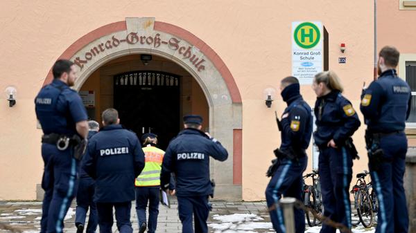 Am Donnerstag, 5. Februar, kam es zu einem massiven Polizeiaufgebot an der Nürnberger Konrad-Groß-Schule.