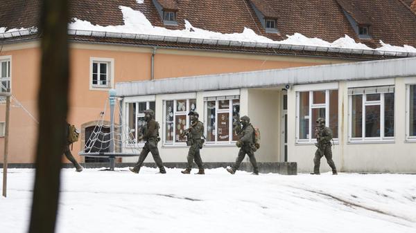 Am Donnerstag, 5. Februar, kam es zu einem massiven Polizeiaufgebot an der Nürnberger Konrad-Groß-Schule.