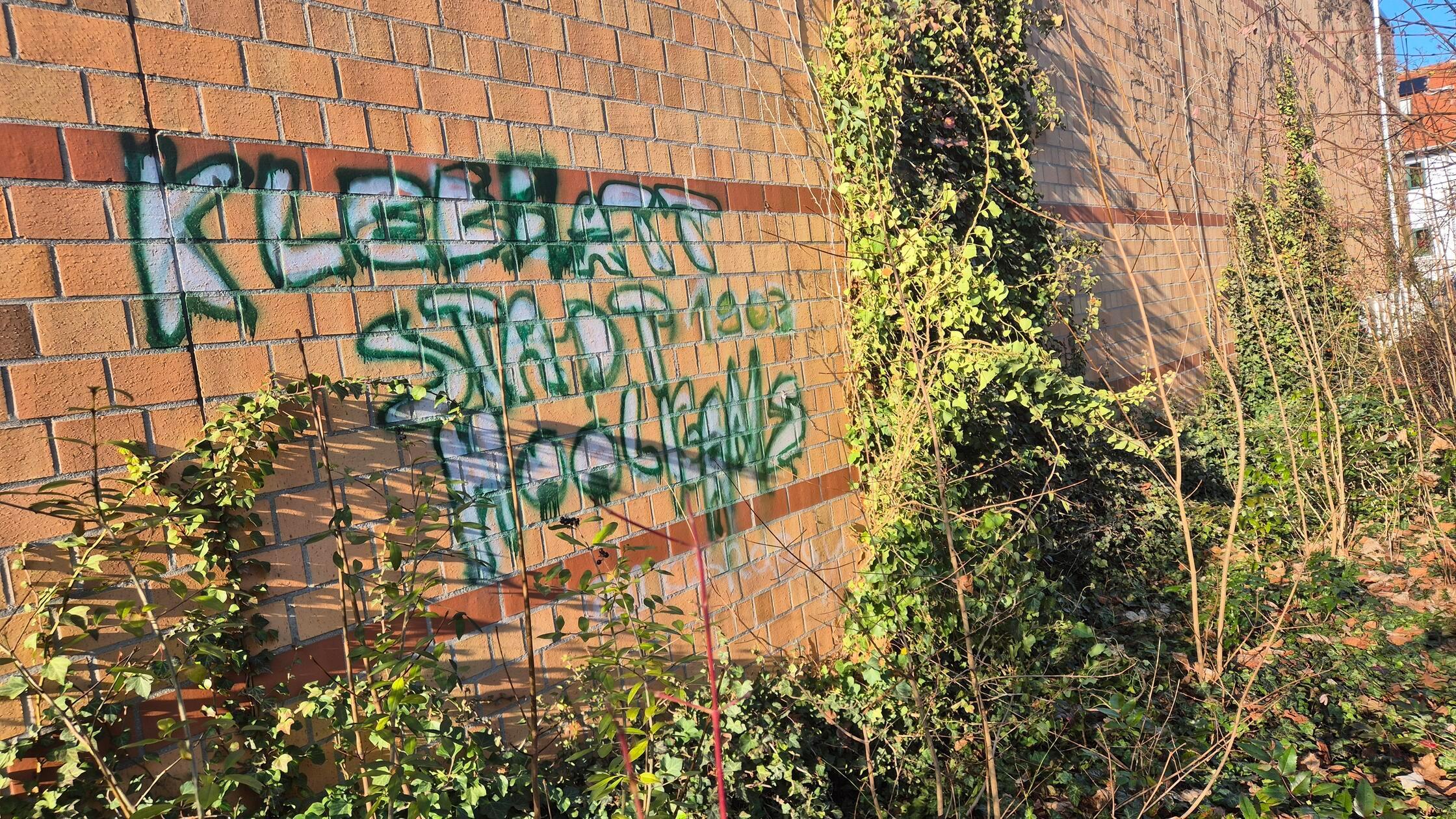 Graffiti Polizeiinspektion Schornbaumstraße