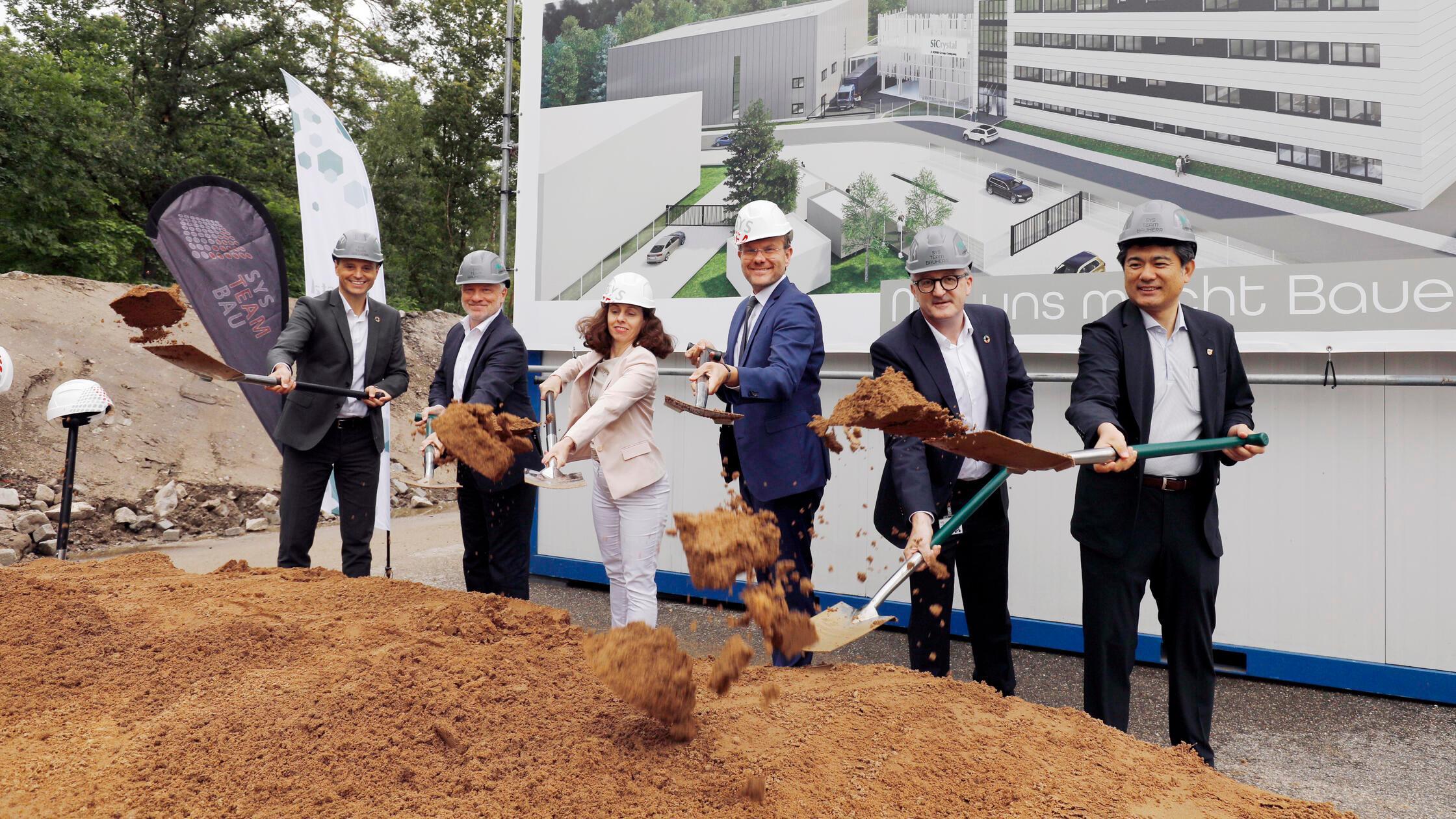 N-rnberger-Halbleiter-Hersteller-Sicrystal-muss-Neubau-stoppen-und-beim-Personal-sparen