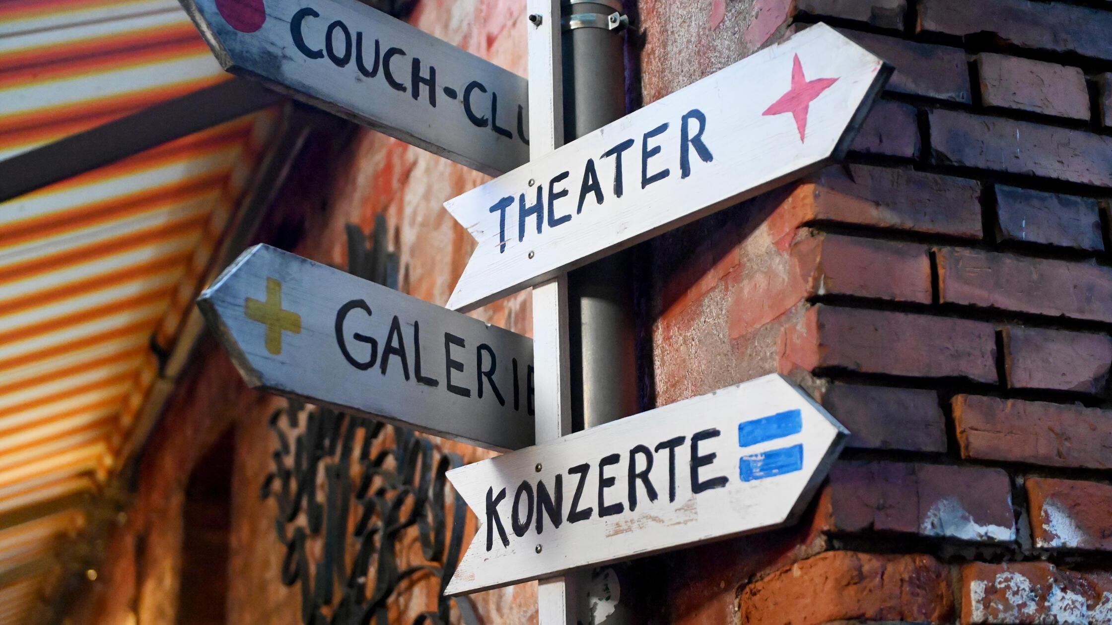 -Gr-te-Kofferfabrik-die-es-je-gab-Diese-Pl-ne-gibt-es-f-r-das-Kulturzentrum-in-F-rth