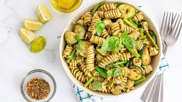 Vegetarian Basil Pesto Pasta with Asparagus Bengal