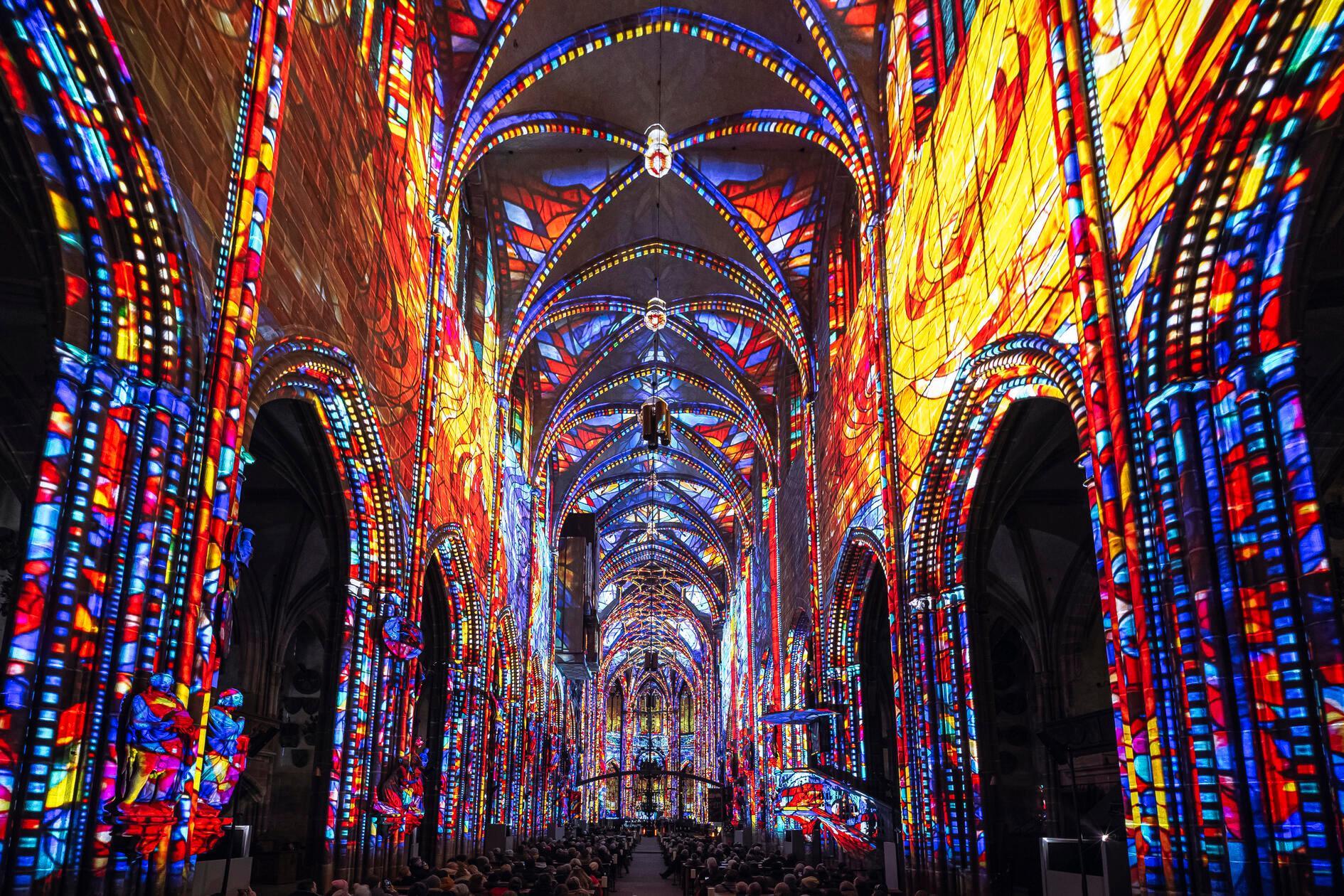 Lumini_Scence_05_02_2026_JLP3457