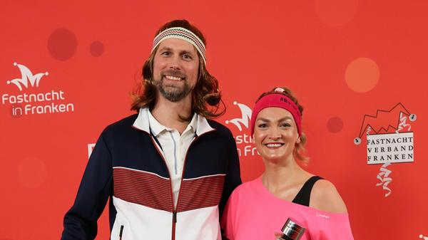 Judith Gerlach (CSU), bayerische Staatsministerin für Gesundheit, und ihre Begleitung präsentieren sich sportlich.