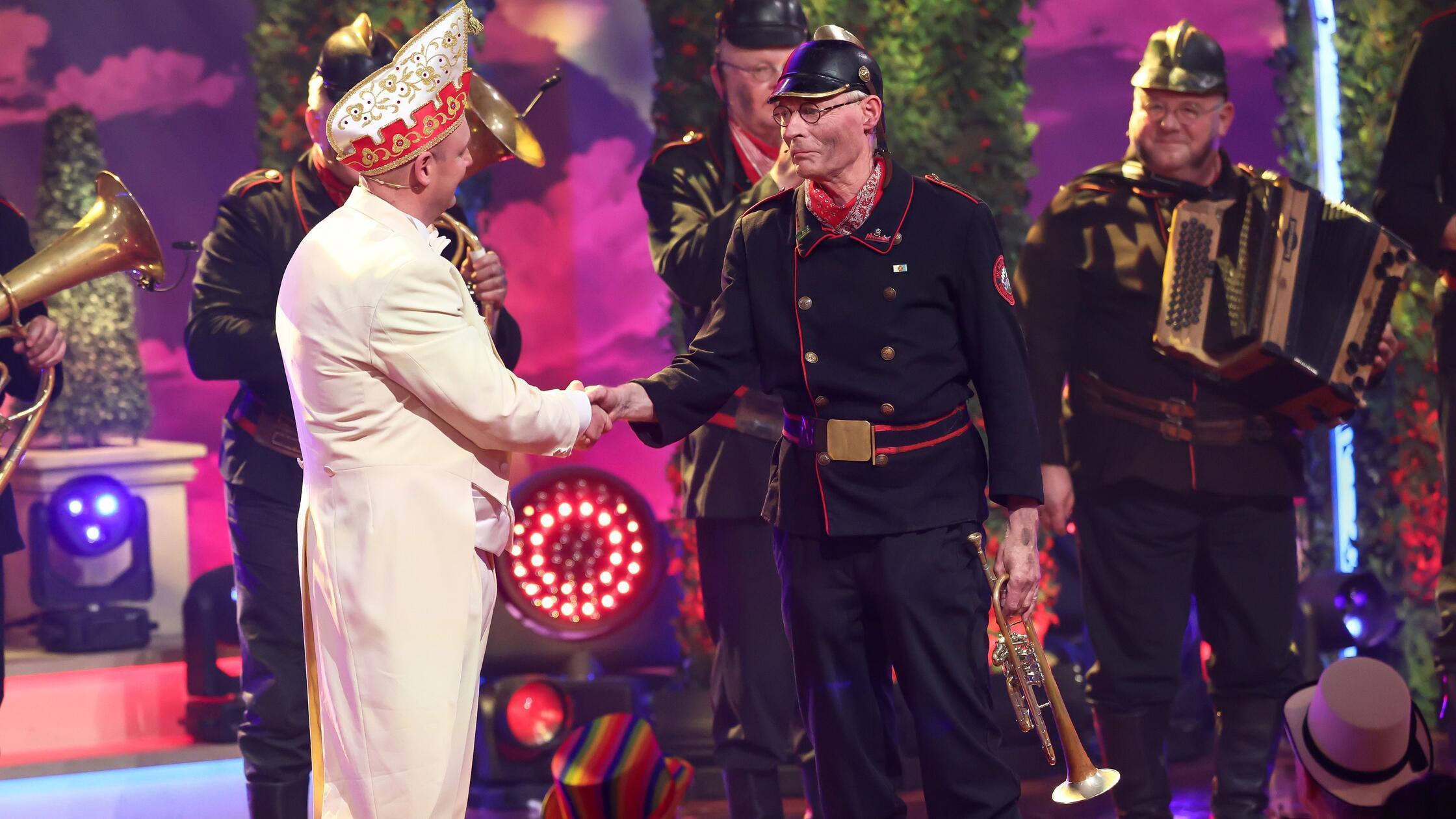 PRODUKTION - 05.02.2026, Bayern, Veitshöchheim: Be