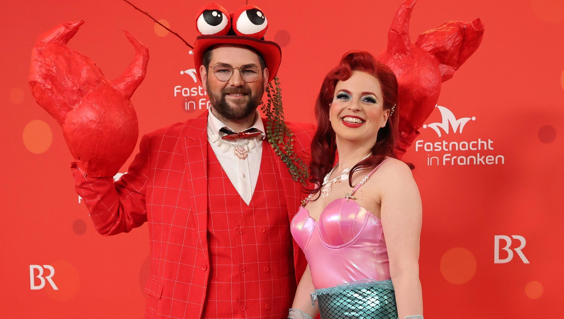 -Fastnacht-in-Franken-So-bunt-waren-die-Kost-me-der-Promis-in-Veitsh-chheim