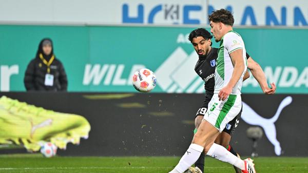 Danach nimmt das Unheil seinen Lauf: Ghrieb hat auf rechts viel zu viel Platz, seinen Abschluss fälscht Münz unhaltbar ab; der schnelle Ausgleich (13.).