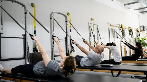 PILATES SUBSIDES CLASSES, People participate in a
