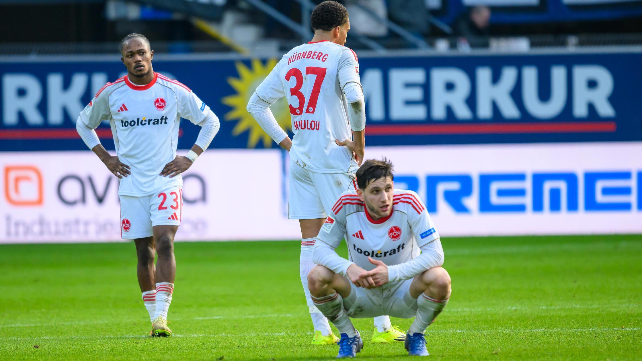 Club-Noten-in-Paderborn-Deb-tantendrama-ein-Wiederholungst-ter-und-kein-ausgerechnet-