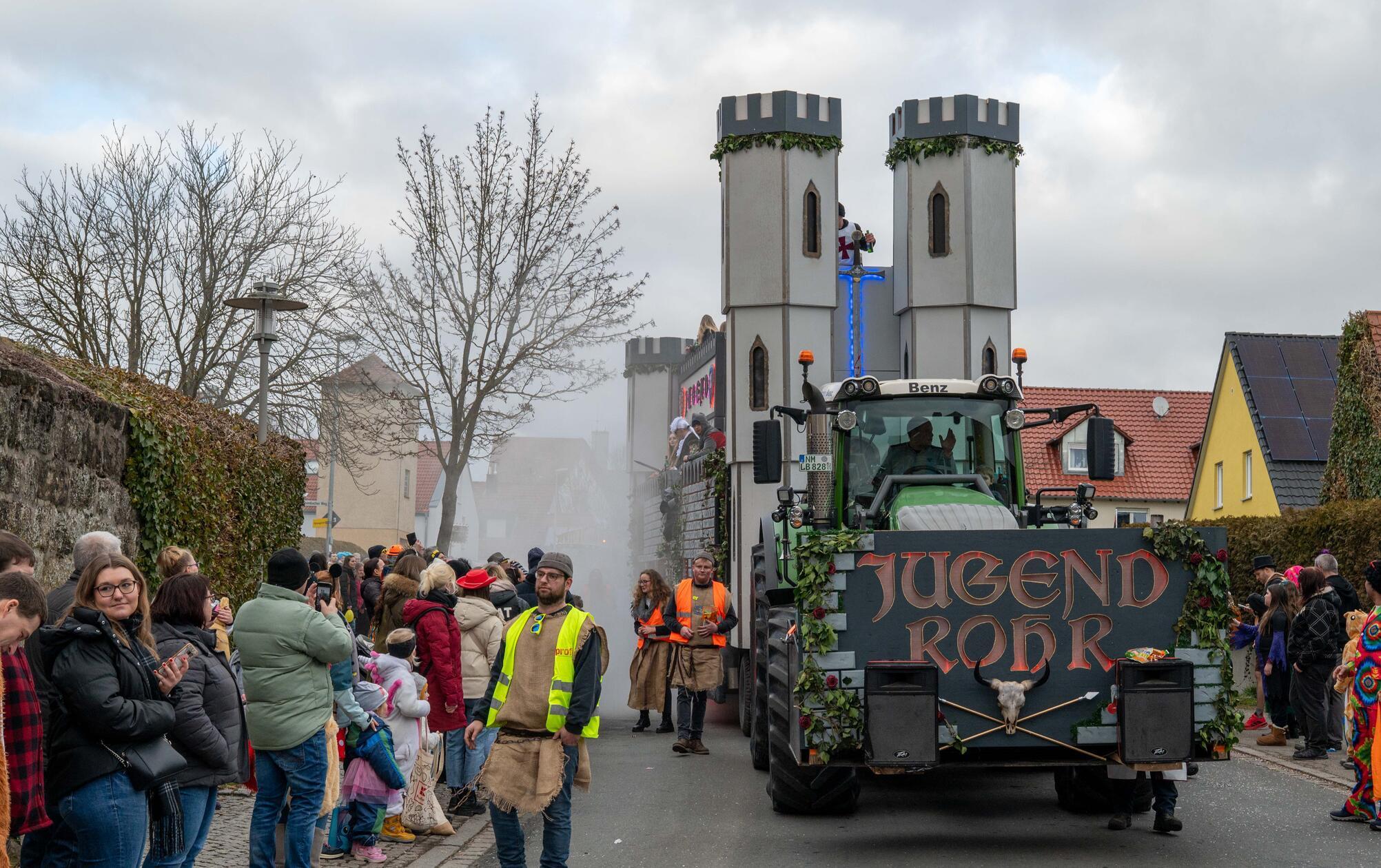 Die-Bilder-vom-gro-en-Faschingsumzug-in-Schwanstetten-2026