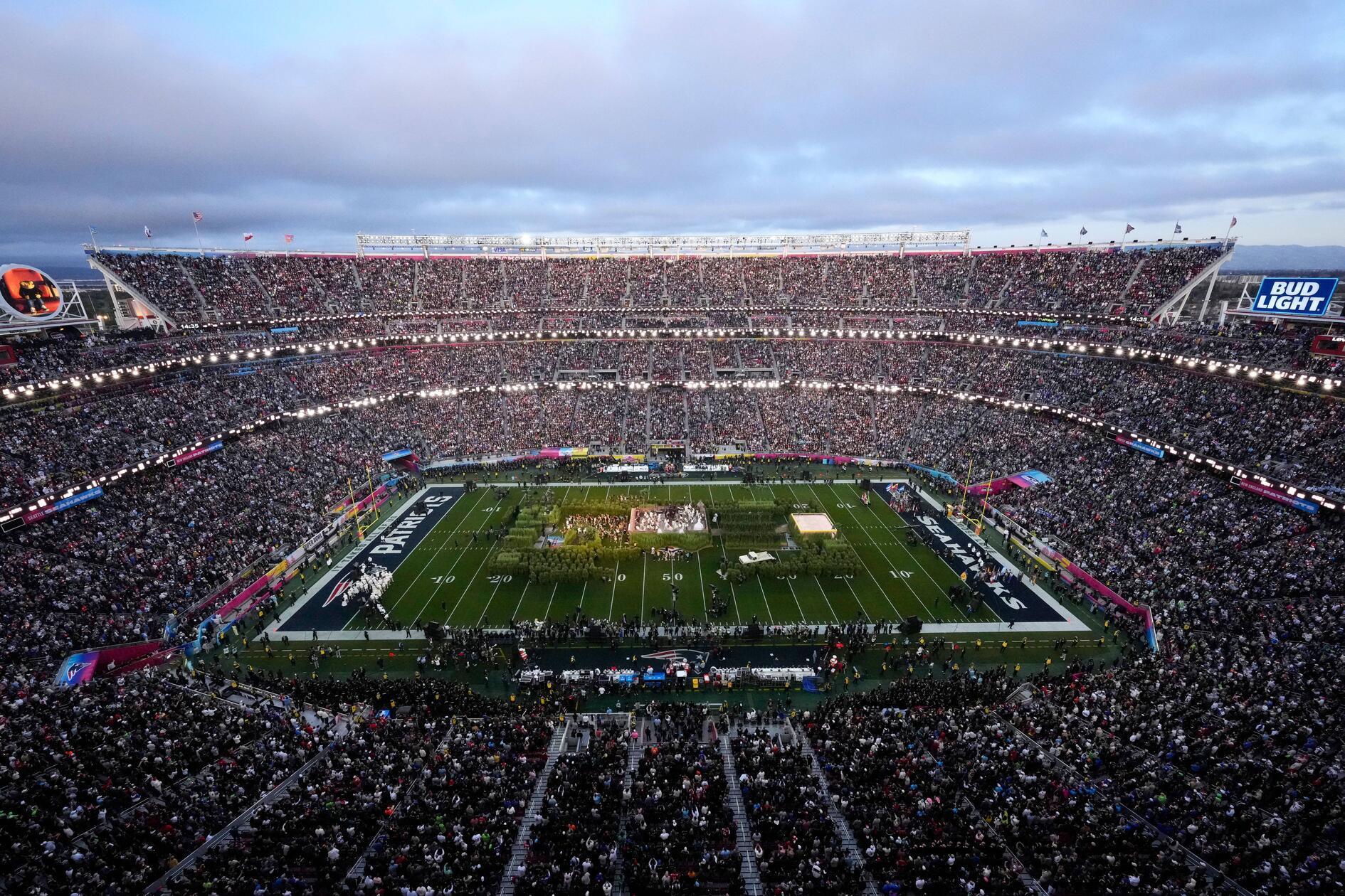 Konservative Politiker und Trump-nahe Gruppen kritisierten die Haltung des Superstars als "anti-amerikanisch".