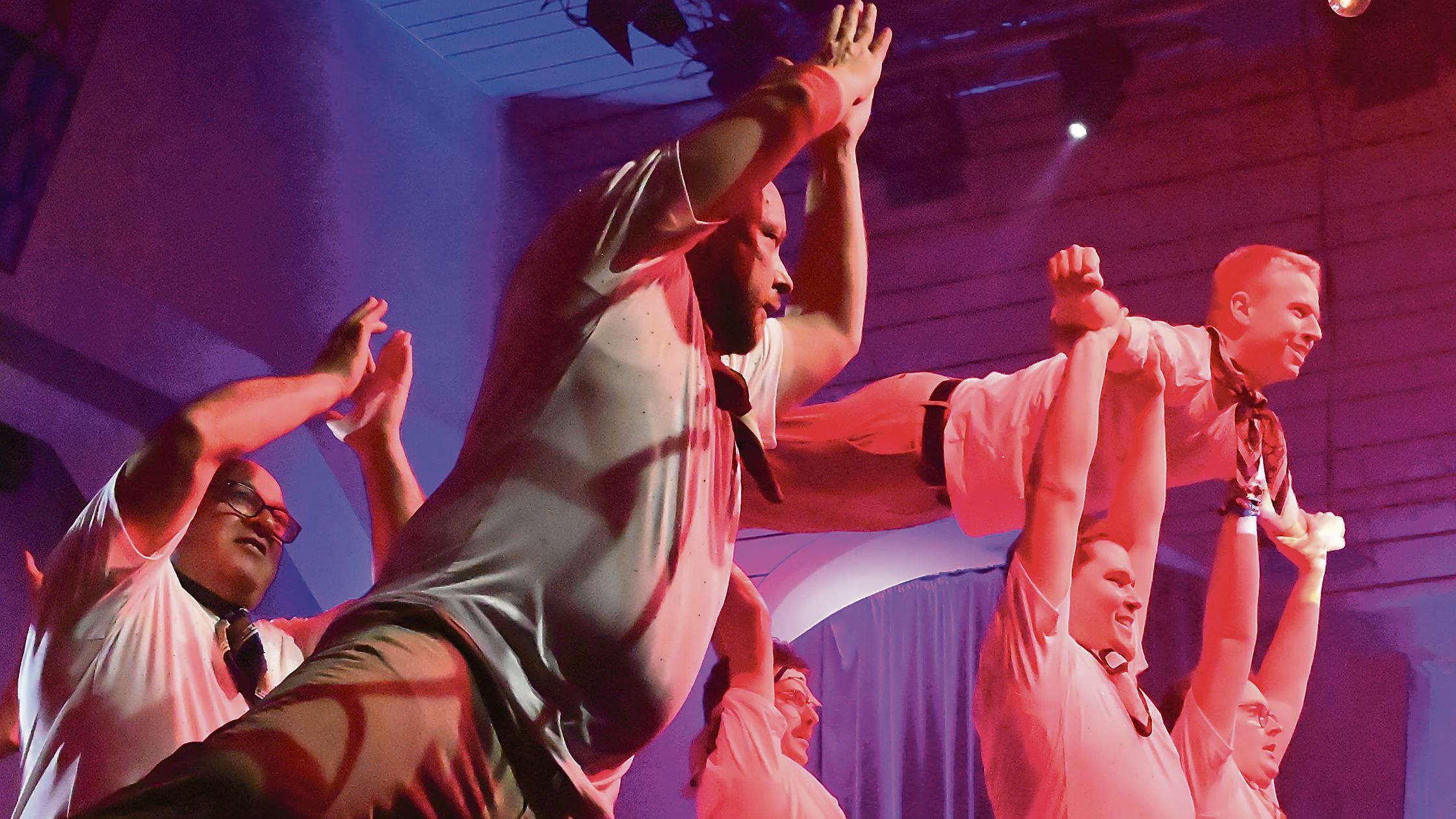 Prunk-Männerschau2_cymk