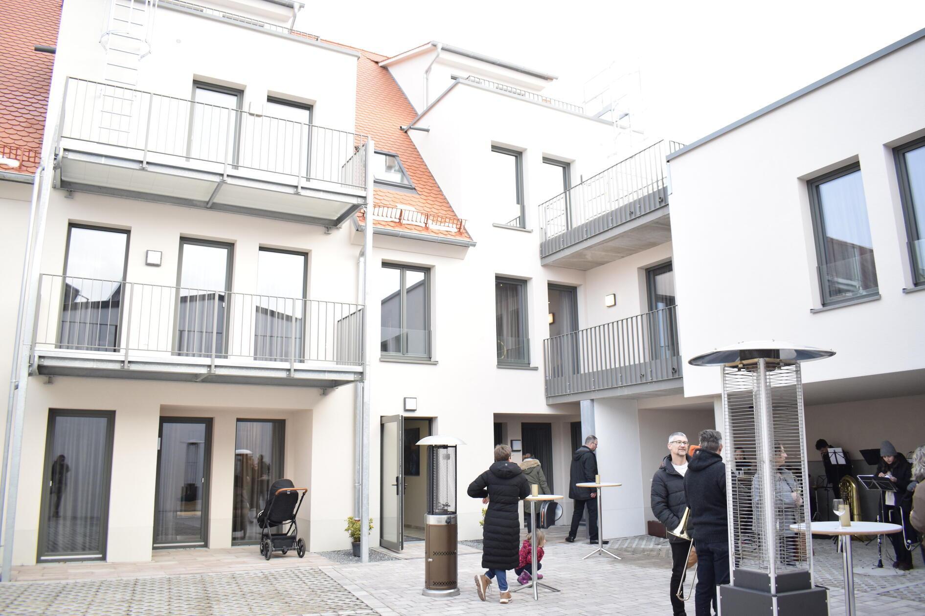 Geschmackvolle-Appartements-Die-Parzivita-Boutique-Suites-in-Wolframs-Eschenbach