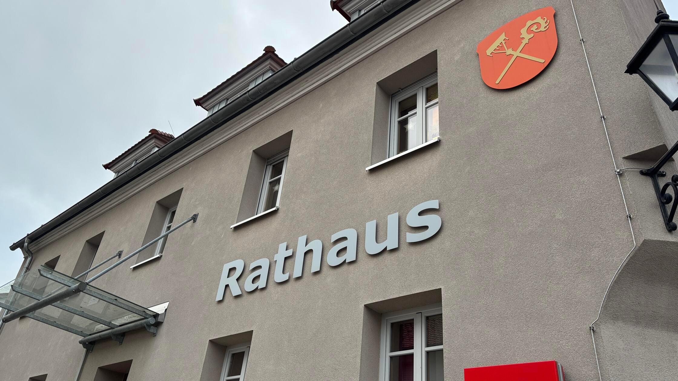 In-Mitteleschenbach-wird-es-spannend-Rathaus-Chef-Stefan-Bu-inger-bekommt-Konkurrenz