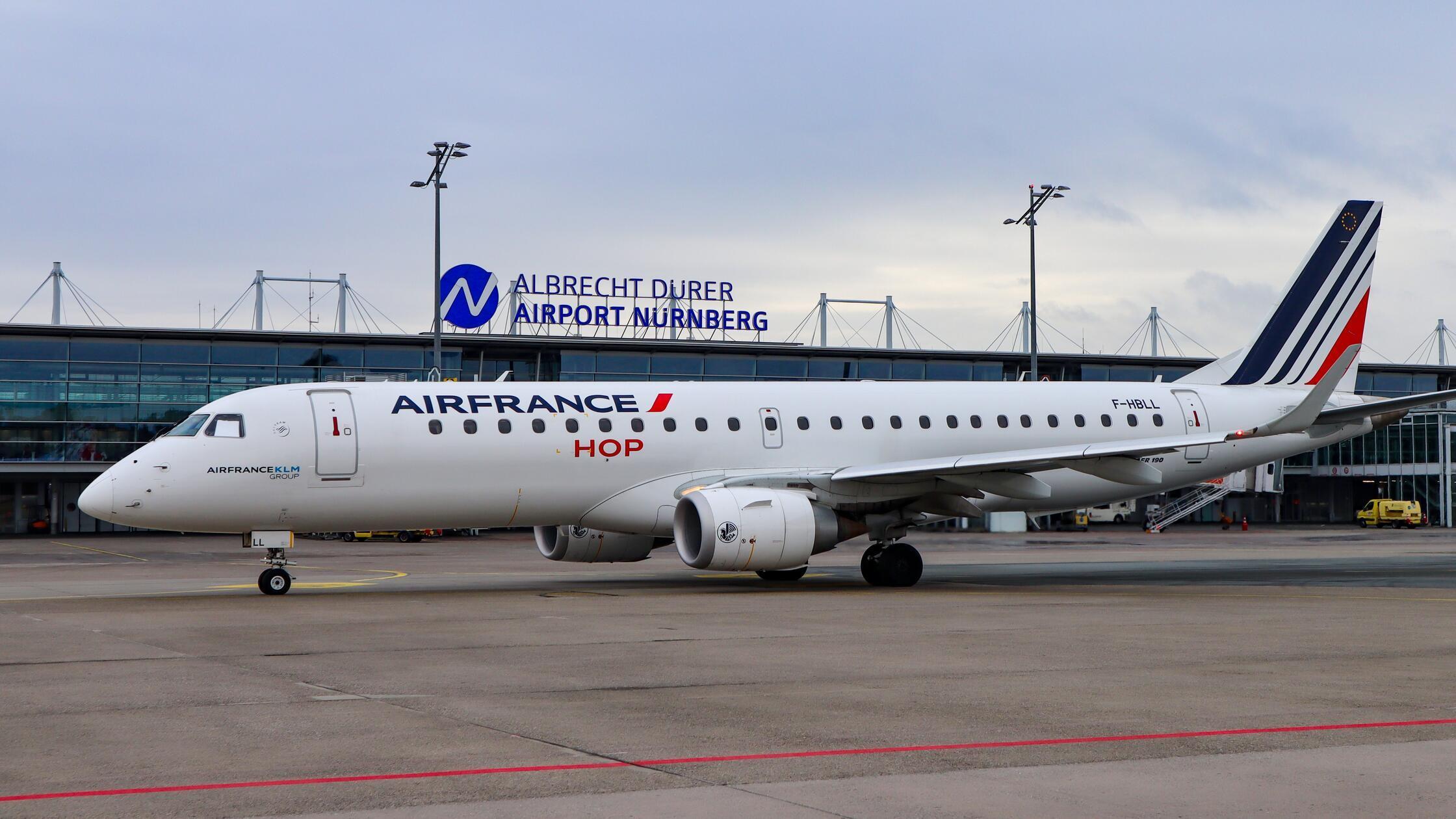 Air France Embraer RJ190 Spielwarenmesse