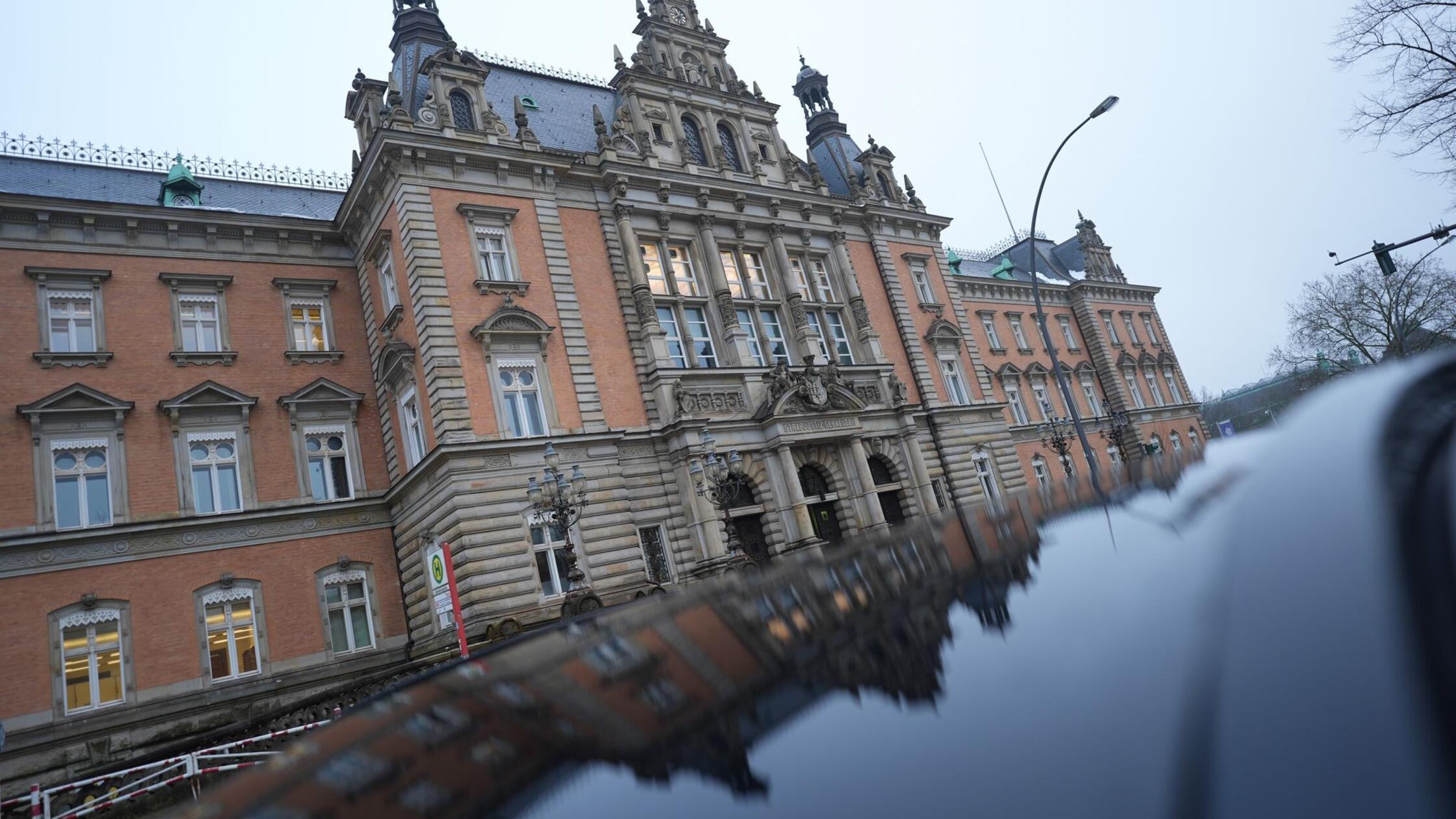 Prozess-gegen-rechtsextreme-Terrorgruppe-beginnt-am-5-M-rz