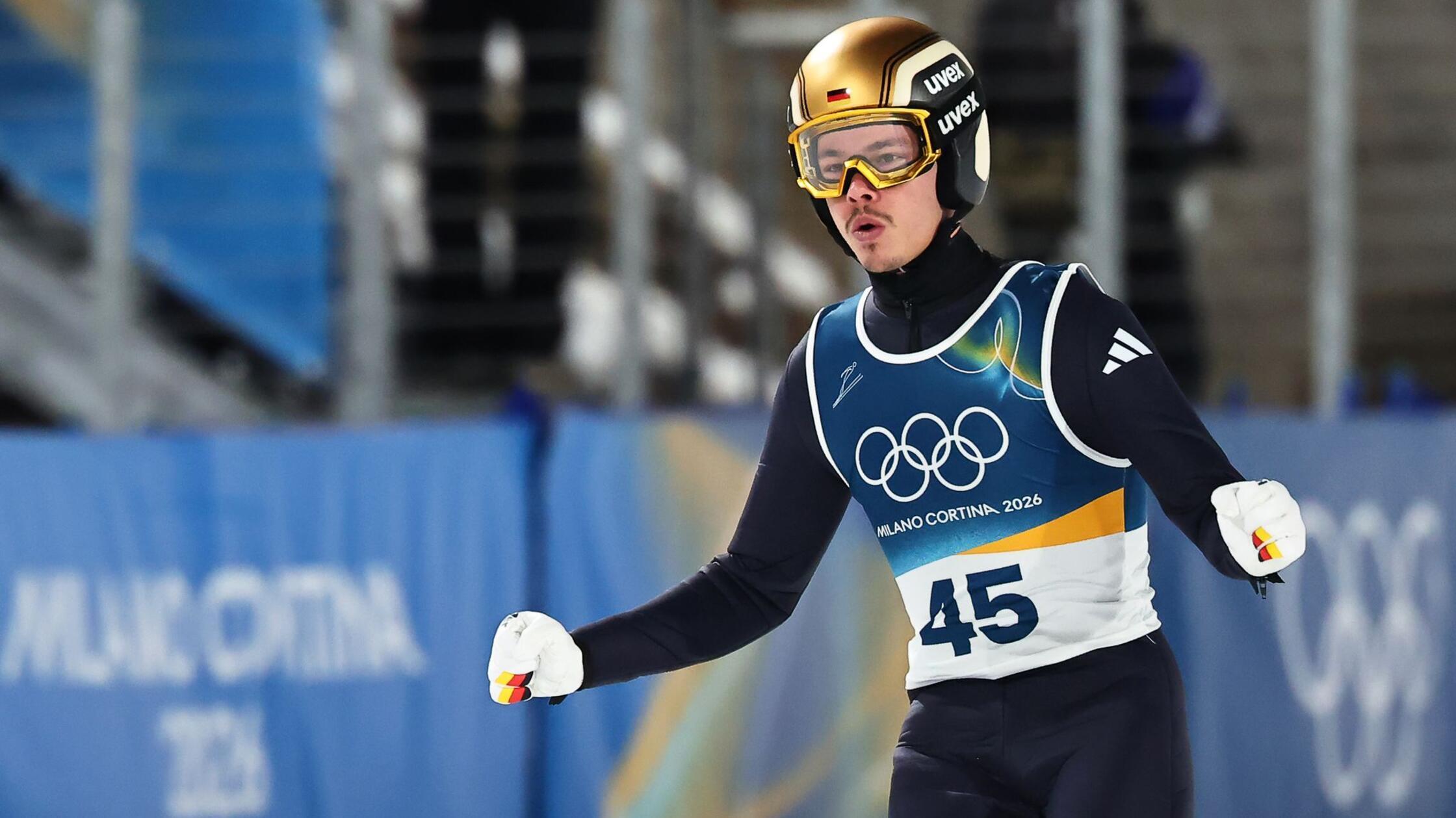Bei-Olympia-Premiere-Raimund-holt-Gold-im-Skispringen